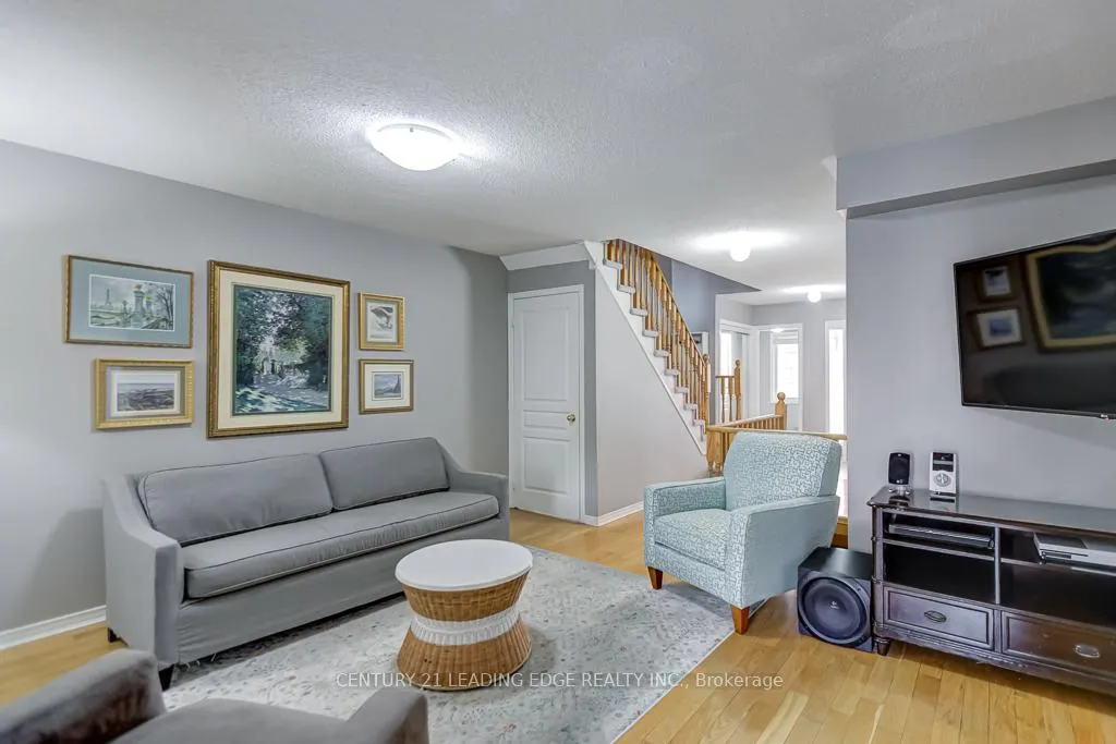 Photo 18 of 28 Charles Sturdy Road, Markham, Berczy — HOMEH
