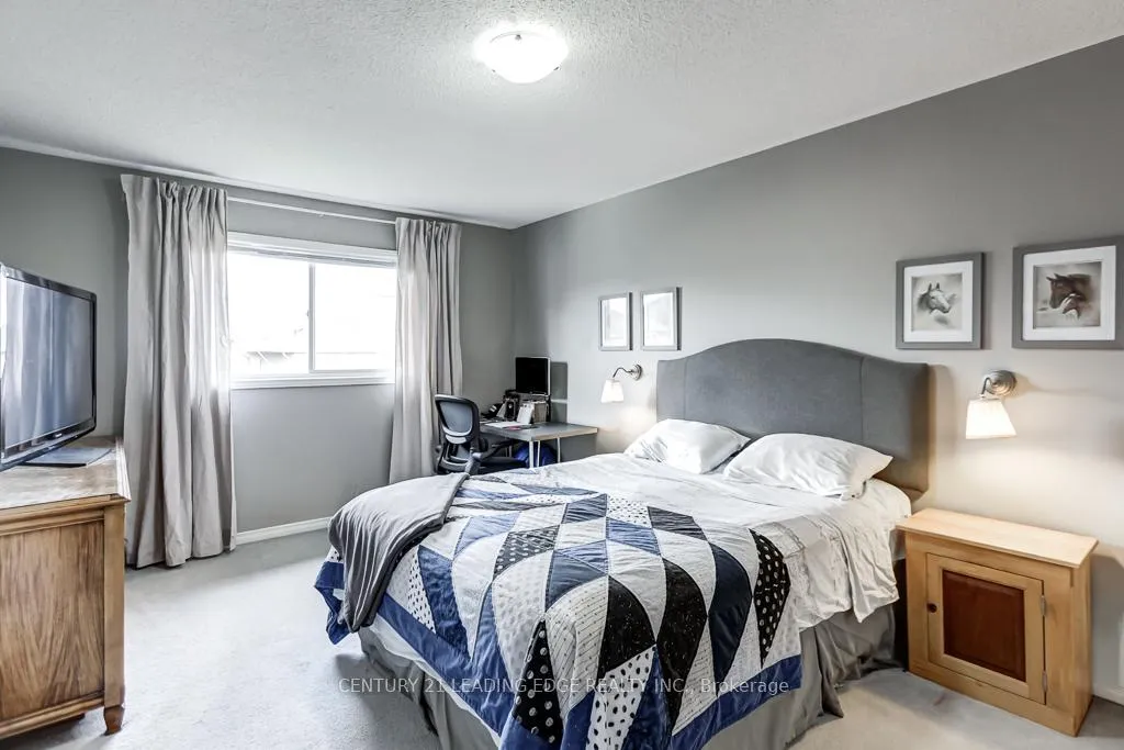 Photo 24 of 28 Charles Sturdy Road, Markham, Berczy — HOMEH