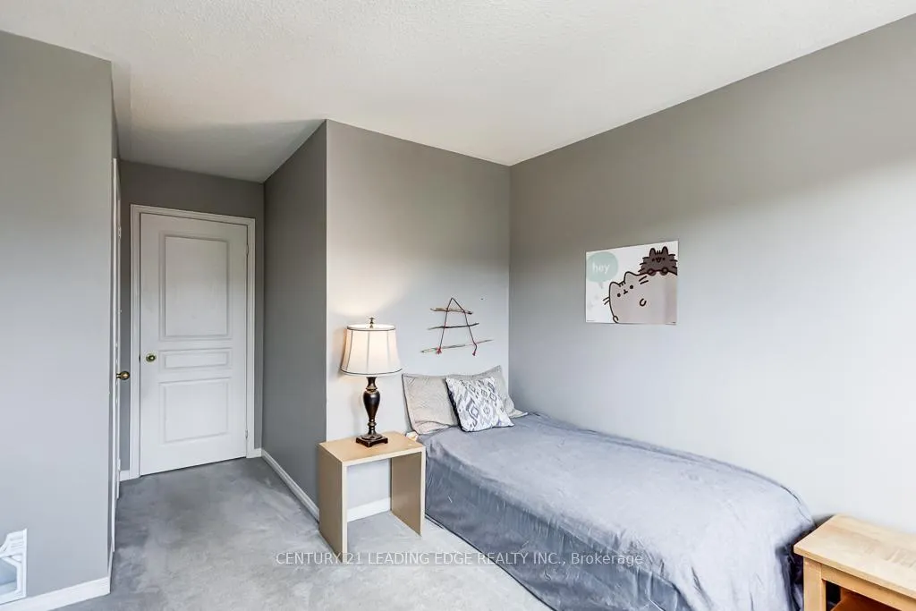 Photo 30 of 28 Charles Sturdy Road, Markham, Berczy — HOMEH