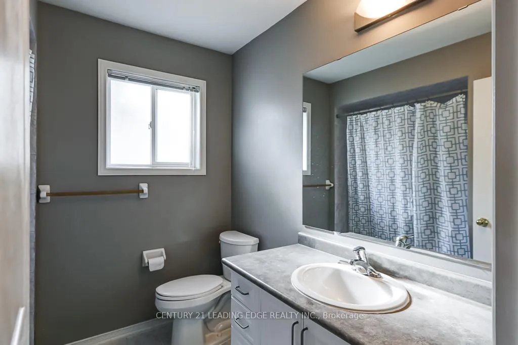 Photo 31 of 28 Charles Sturdy Road, Markham, Berczy — HOMEH