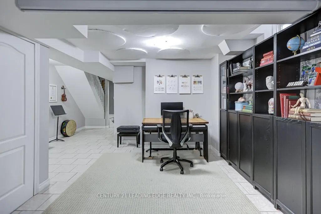 Photo 34 of 28 Charles Sturdy Road, Markham, Berczy — HOMEH