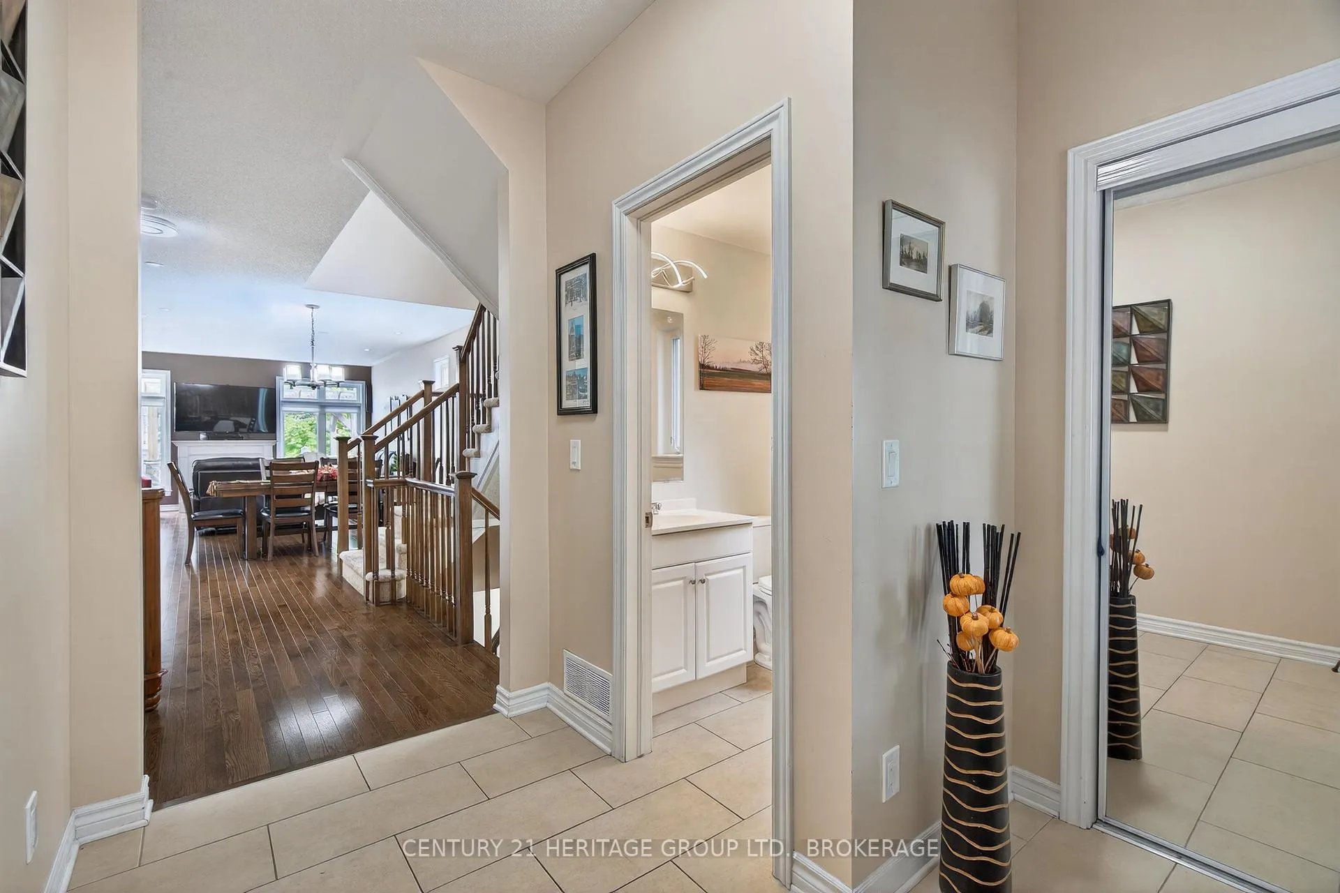 Photo 3 of 1208 Iris Drive, Kingston, City Northwest — HOMEH