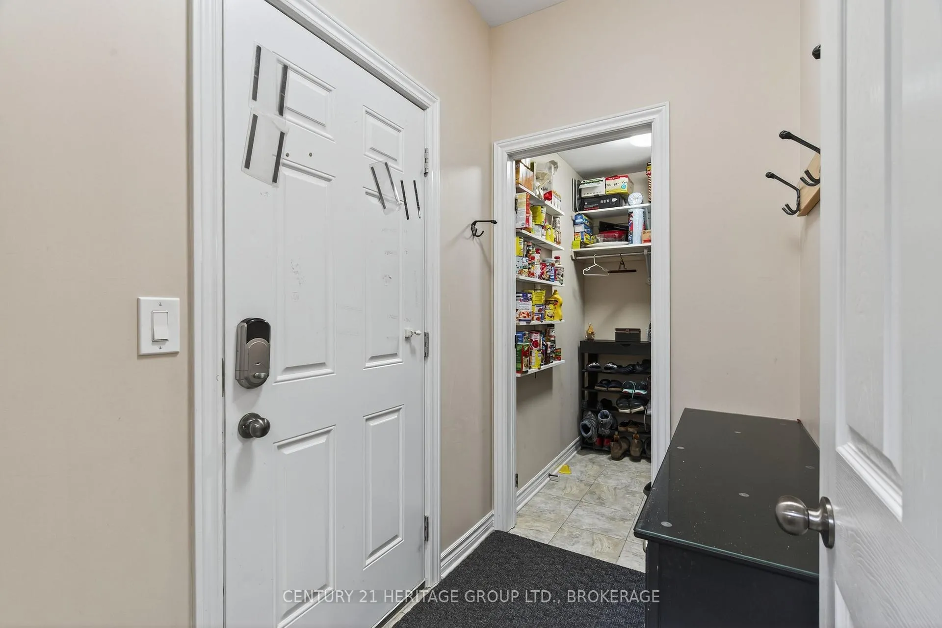 Photo 6 of 1208 Iris Drive, Kingston, City Northwest — HOMEH