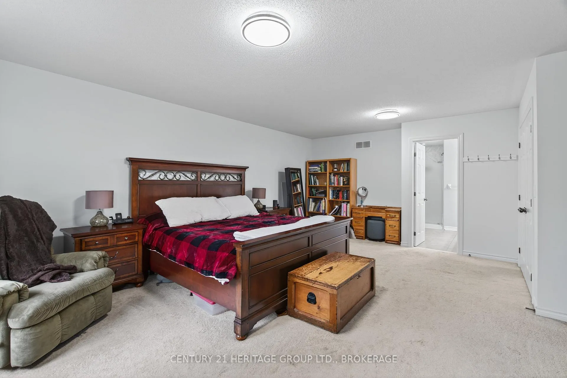 Photo 16 of 1208 Iris Drive, Kingston, City Northwest — HOMEH