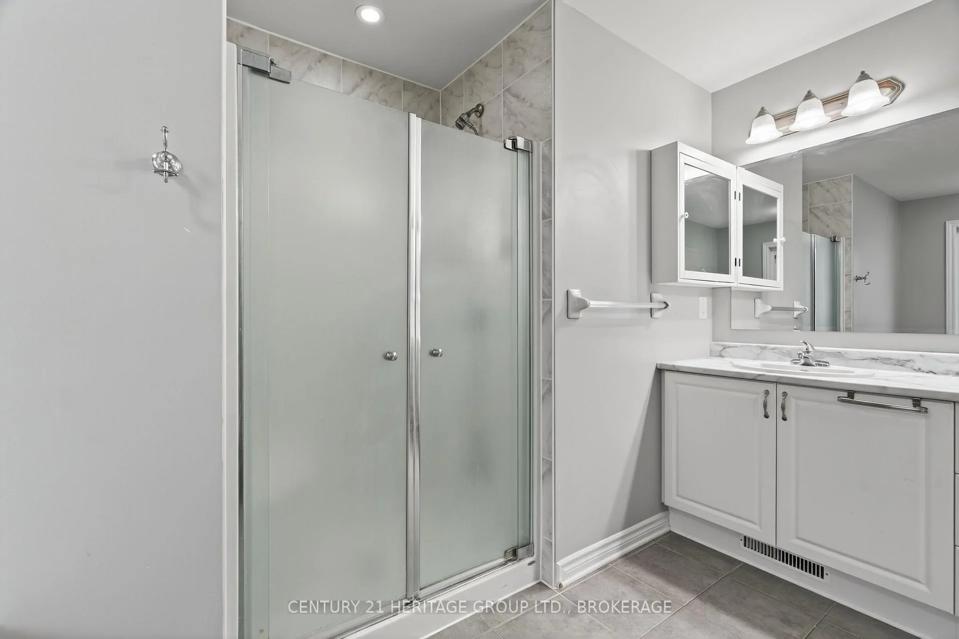 Photo 20 of 1208 Iris Drive, Kingston, City Northwest — HOMEH