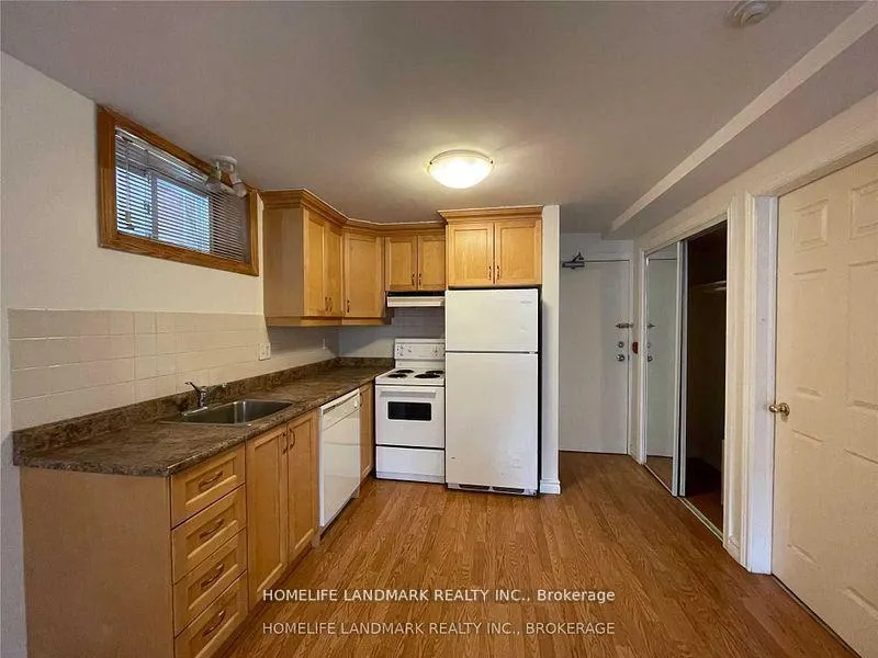 Photo 2 of Unit LWR FR, 969 Avenue Road, Toronto, Yonge-Eglinton — HOMEH