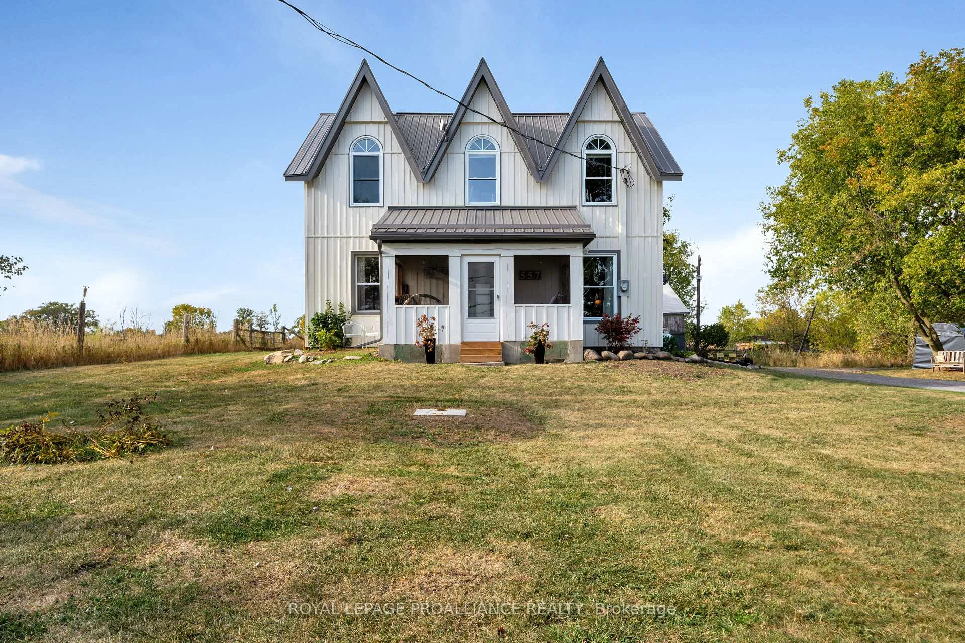 Photo 1 of 557 Casey Road, Belleville, Thurlow Ward — HOMEH