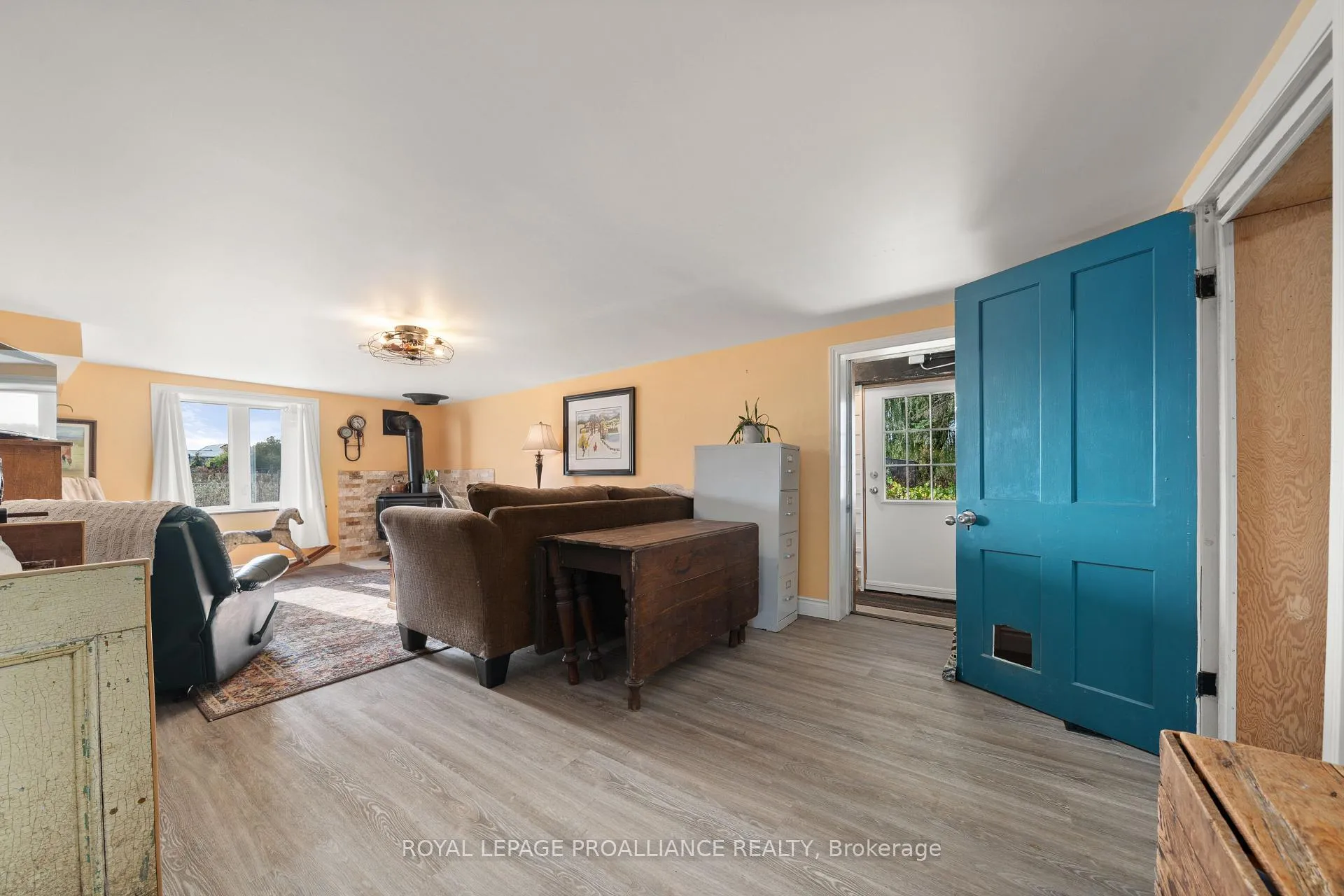 Photo 26 of 557 Casey Road, Belleville, Thurlow Ward — HOMEH