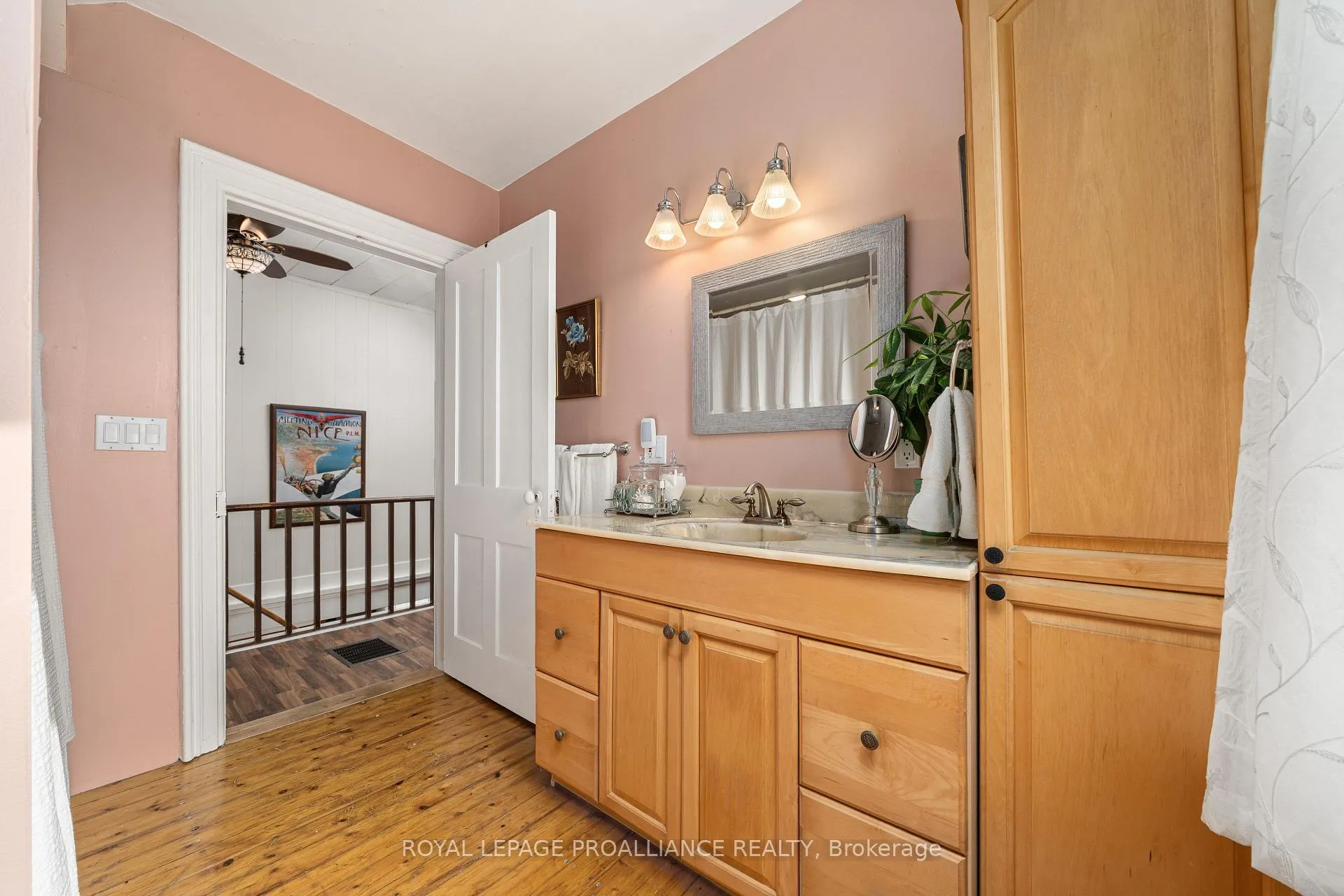 Photo 32 of 557 Casey Road, Belleville, Thurlow Ward — HOMEH