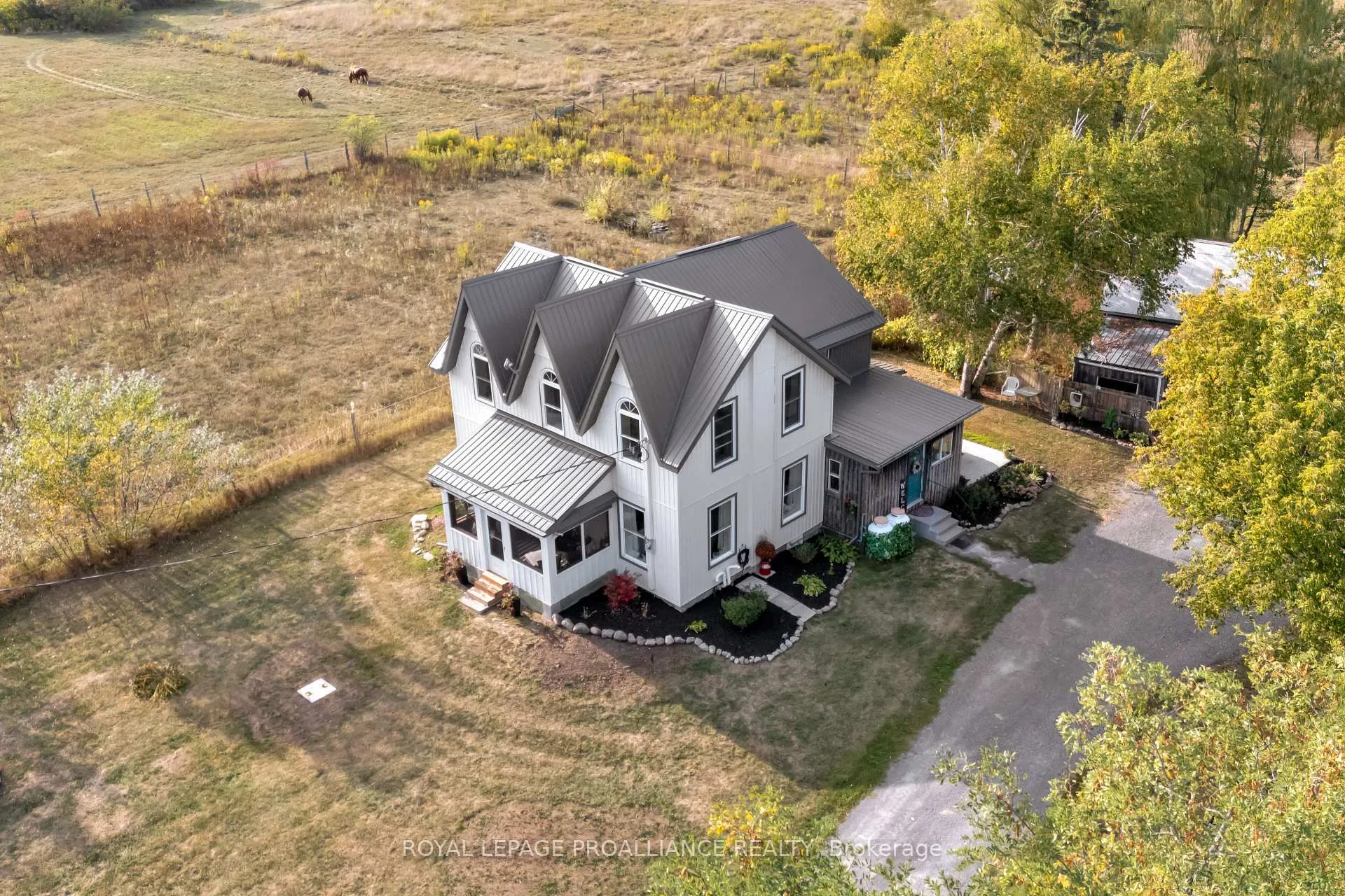 Photo 44 of 557 Casey Road, Belleville, Thurlow Ward — HOMEH