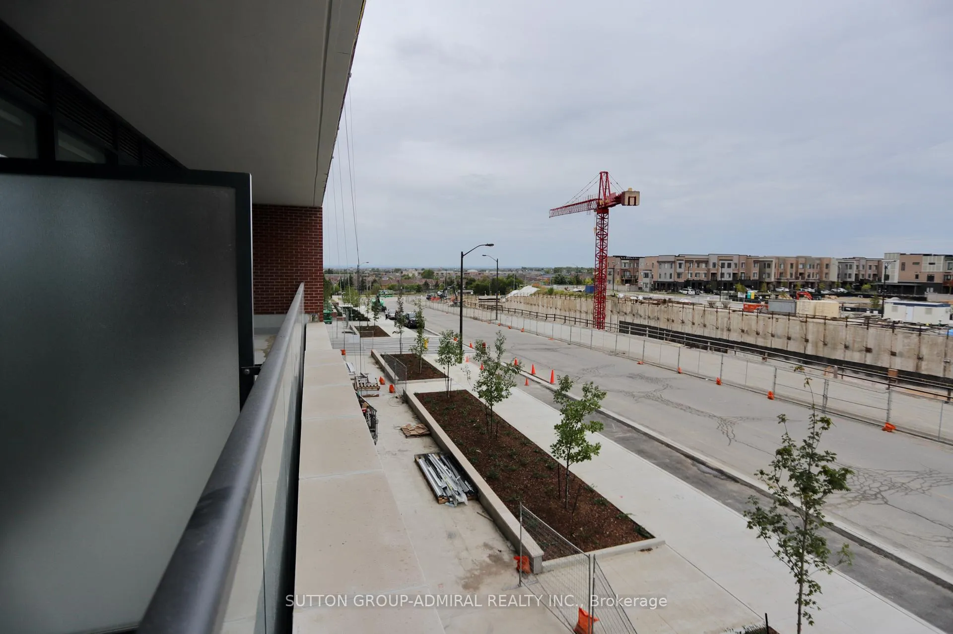 Photo 15 of Unit 203, 99 Eagle Rock Way, Vaughan, Maple — HOMEH