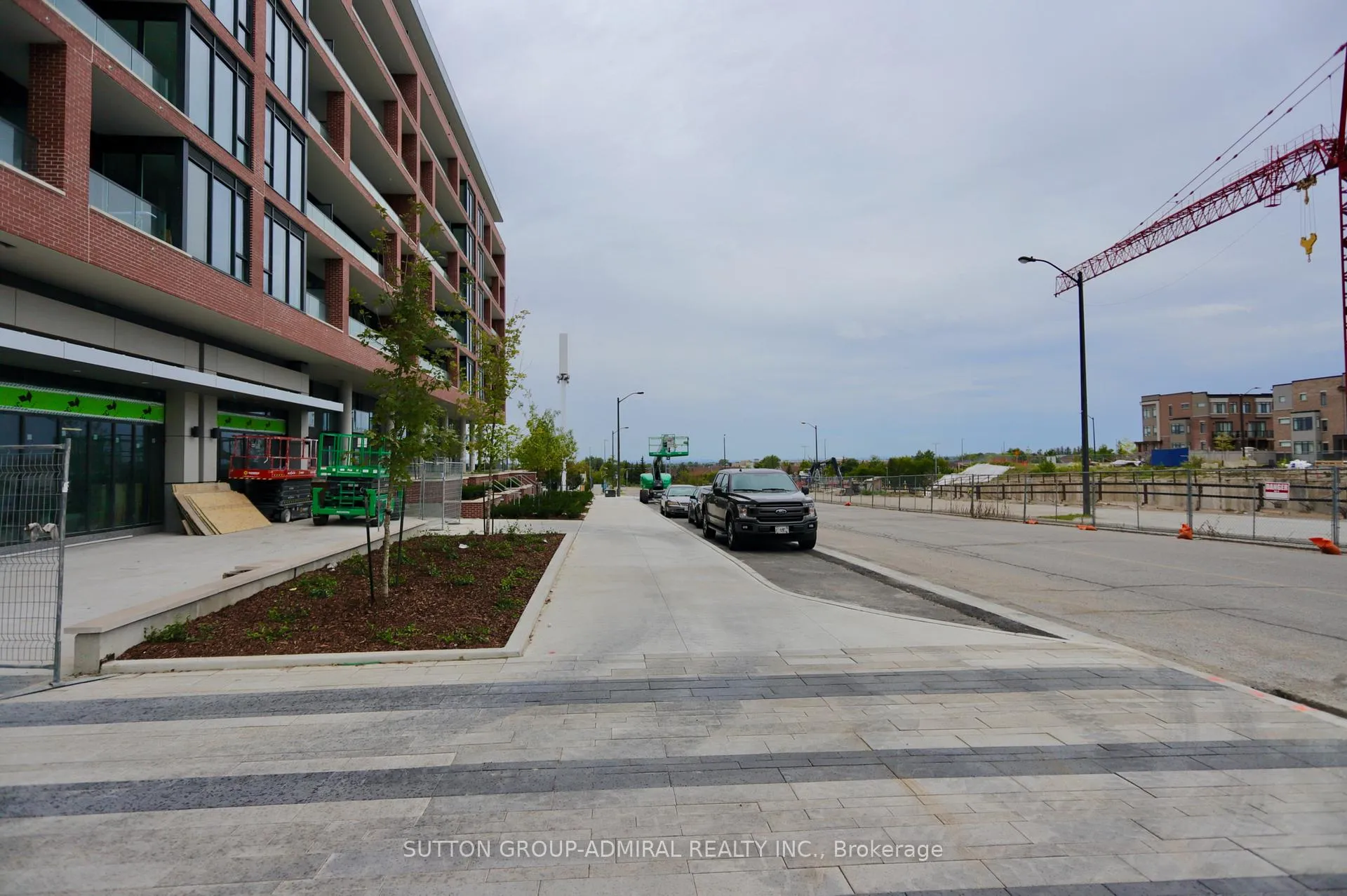 Photo 21 of Unit 203, 99 Eagle Rock Way, Vaughan, Maple — HOMEH