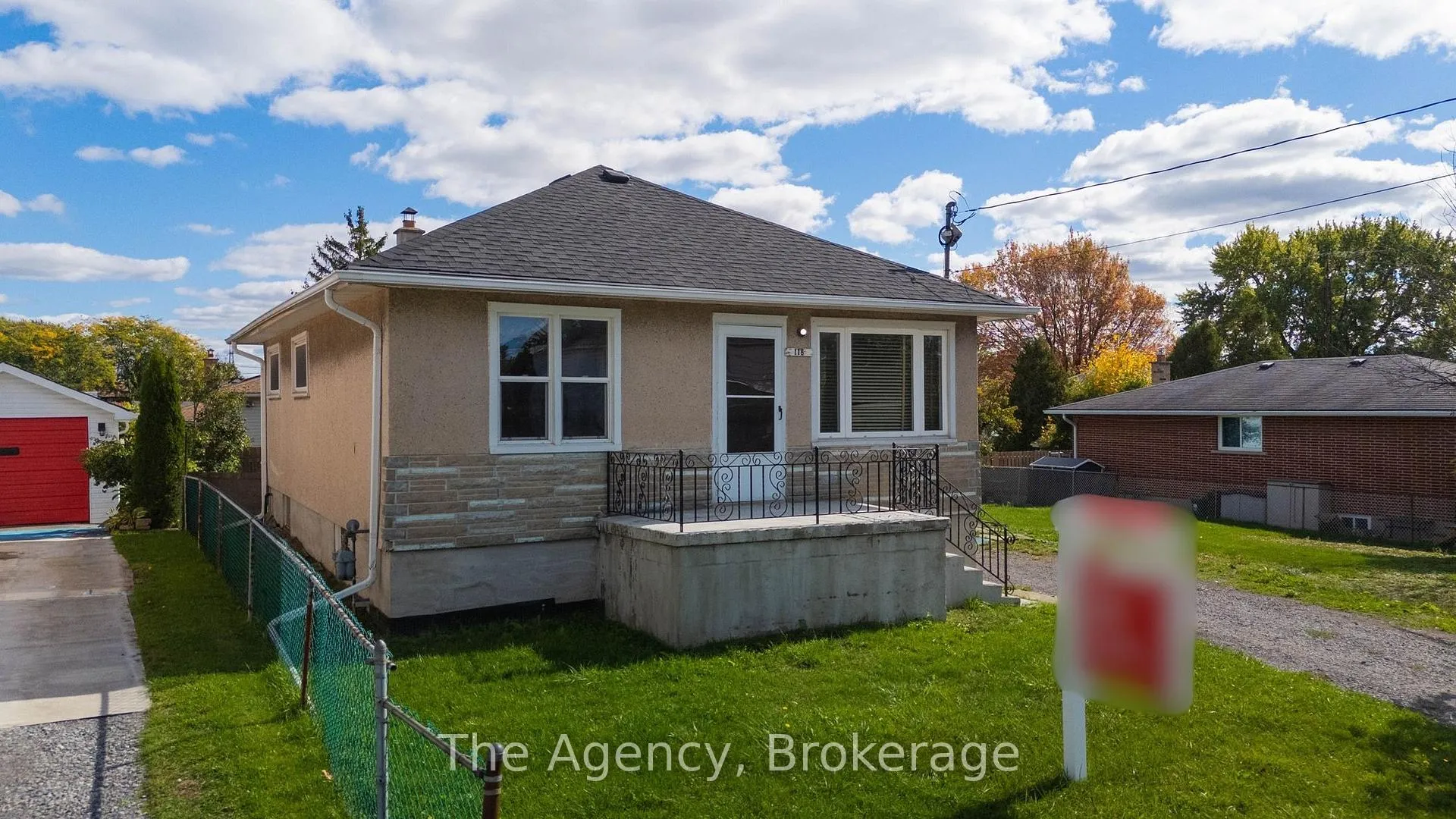 Photo 2 of 118 Morton Street, Thorold, Allanburg/Thorold South — HOMEH