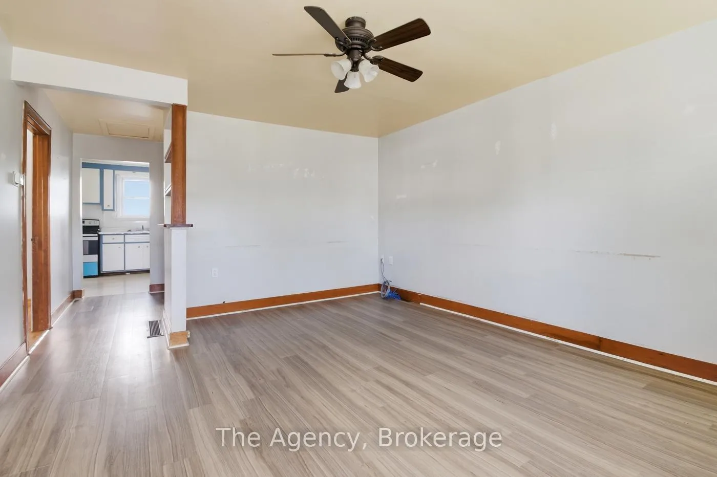 Photo 5 of 118 Morton Street, Thorold, Allanburg/Thorold South — HOMEH