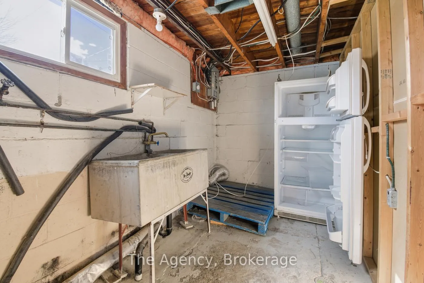 Photo 19 of 118 Morton Street, Thorold, Allanburg/Thorold South — HOMEH