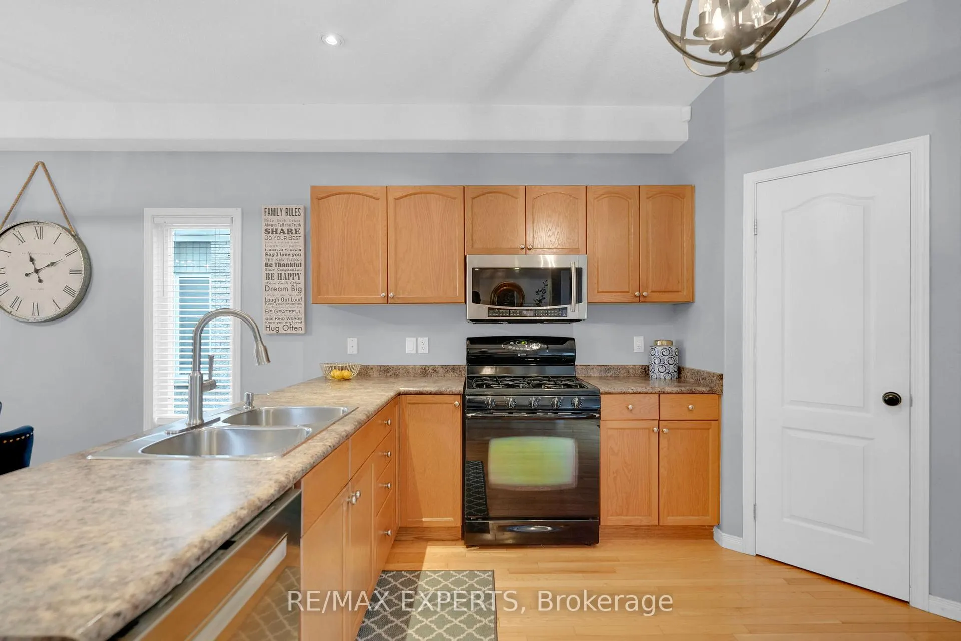 Photo 13 of 79 Shephard Avenue, New Tecumseth, Alliston — HOMEH
