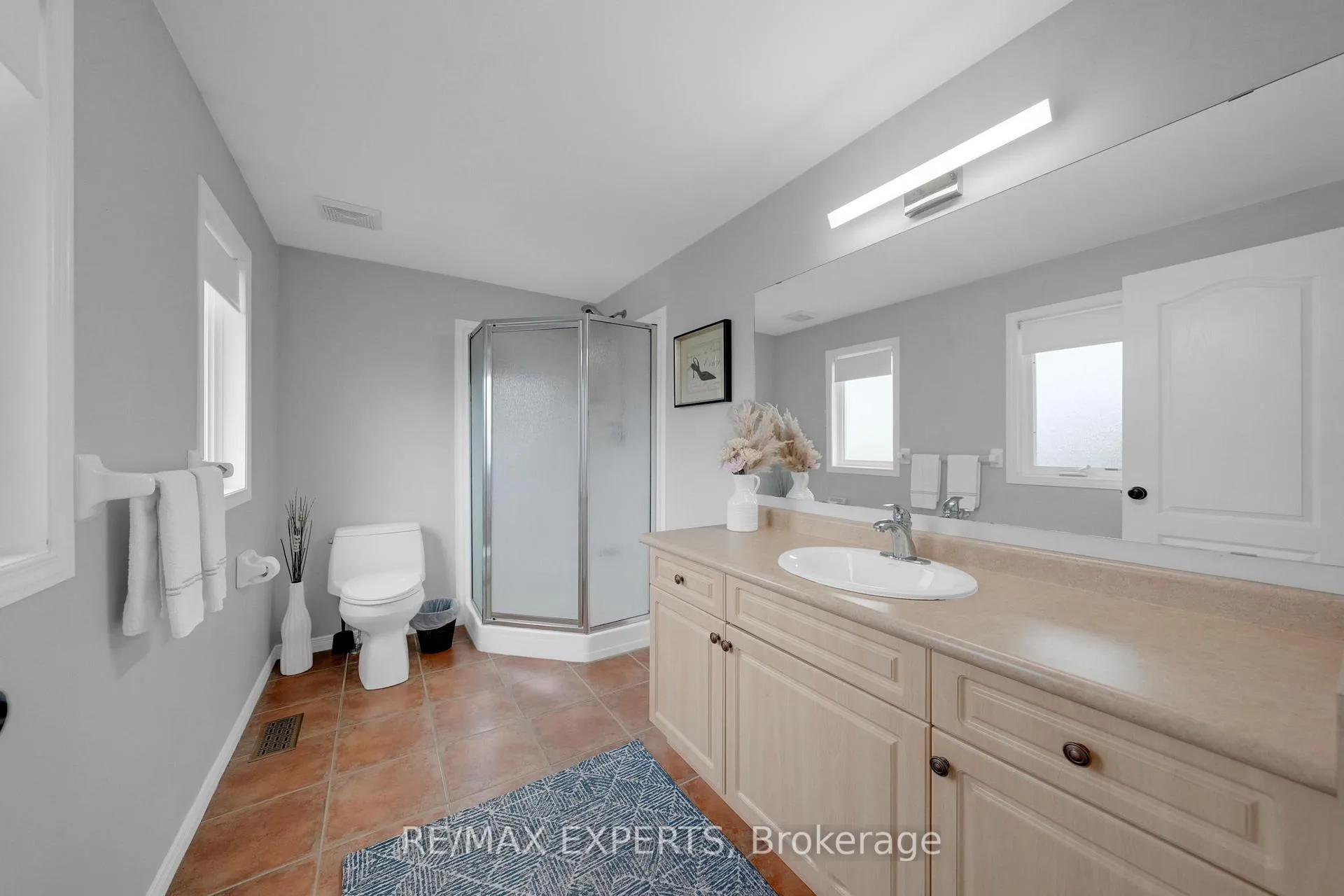 Photo 27 of 79 Shephard Avenue, New Tecumseth, Alliston — HOMEH