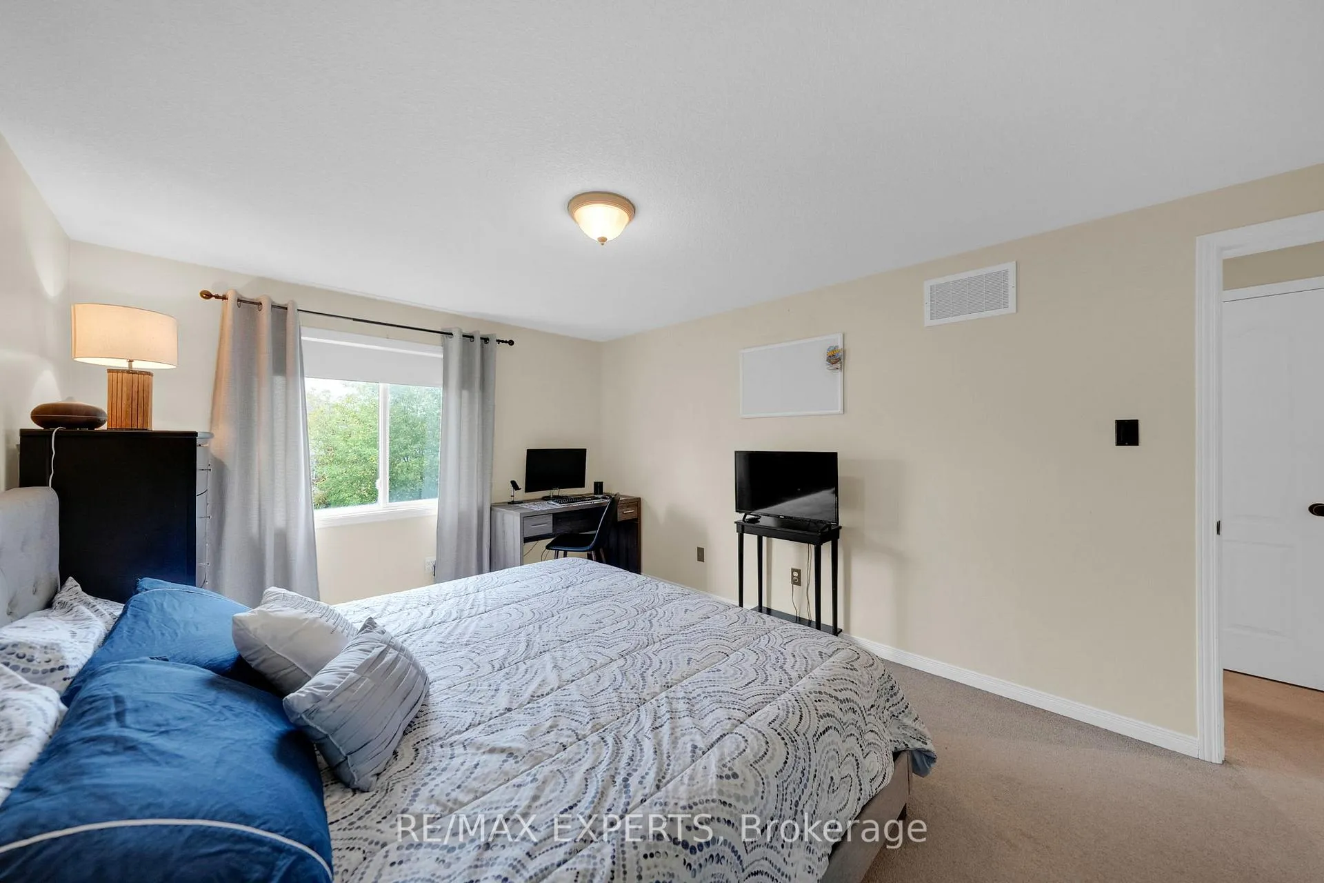 Photo 31 of 79 Shephard Avenue, New Tecumseth, Alliston — HOMEH