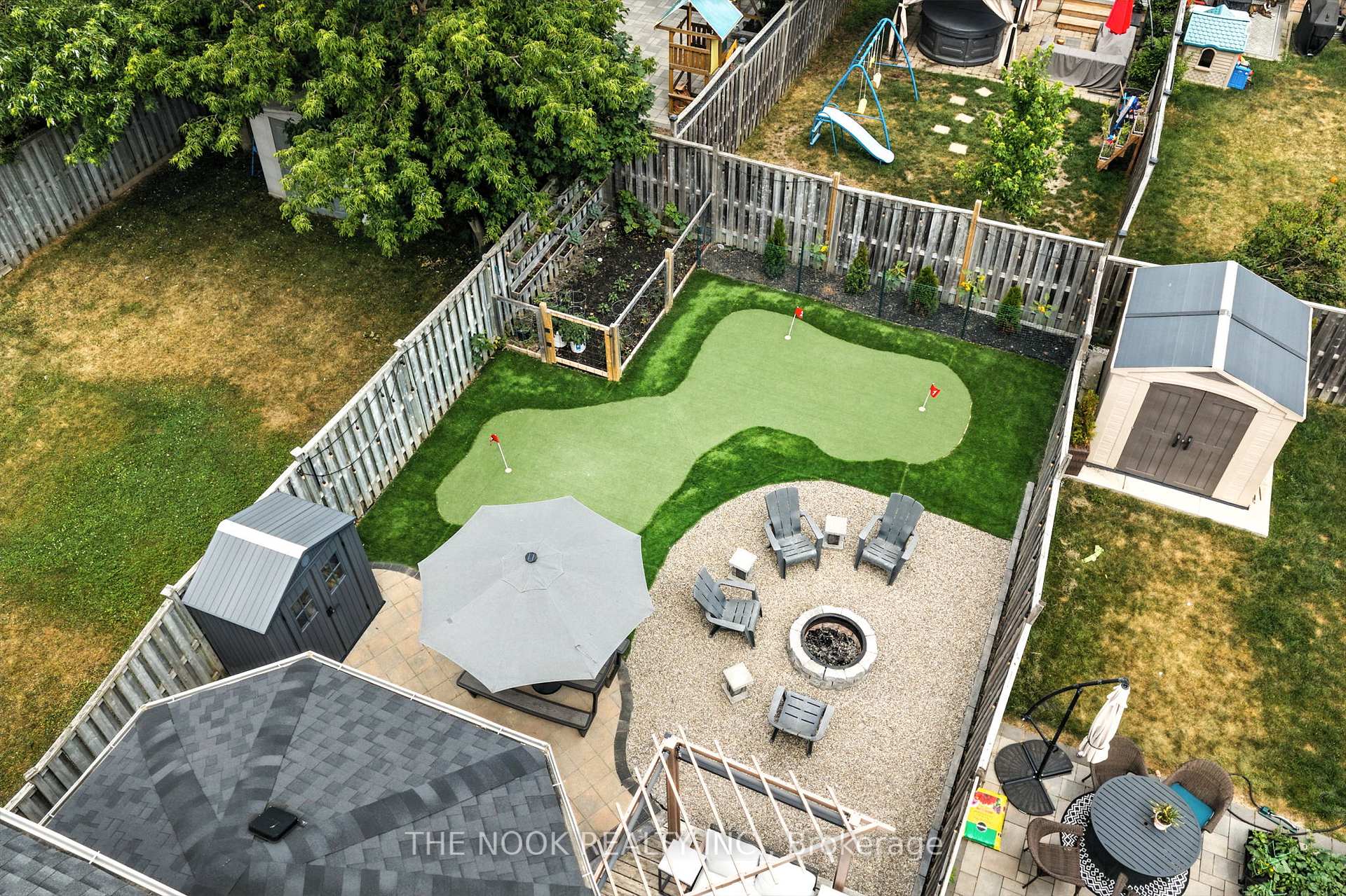 Photo 3 of 44 Staples Avenue, Clarington, Courtice — HOMEH