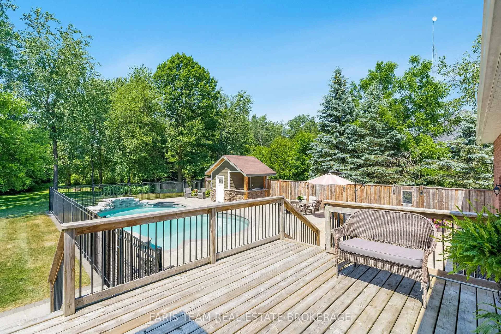 Photo 23 of 35 Parr Boulevard, Springwater, Rural Springwater — HOMEH