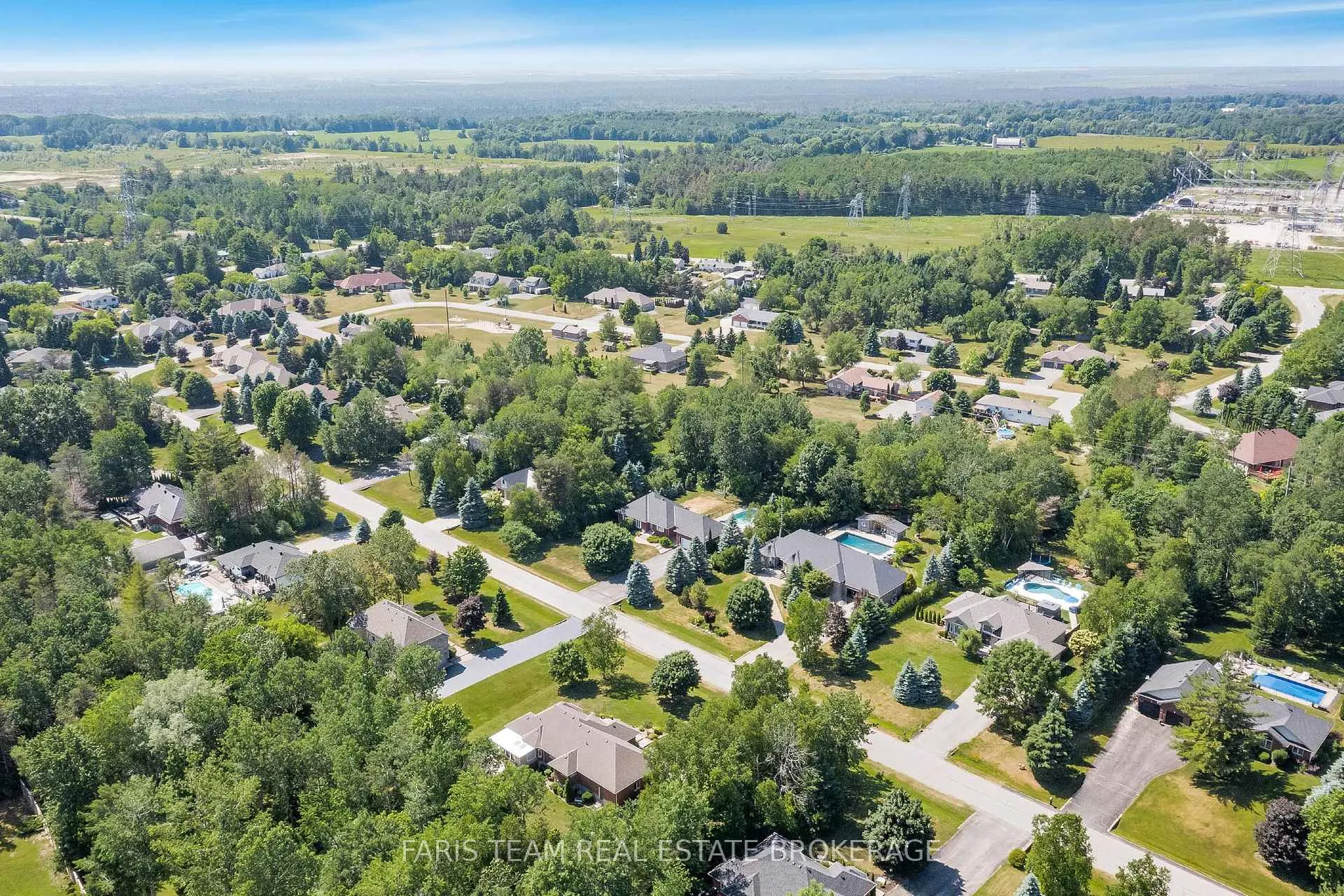 Photo 31 of 35 Parr Boulevard, Springwater, Rural Springwater — HOMEH