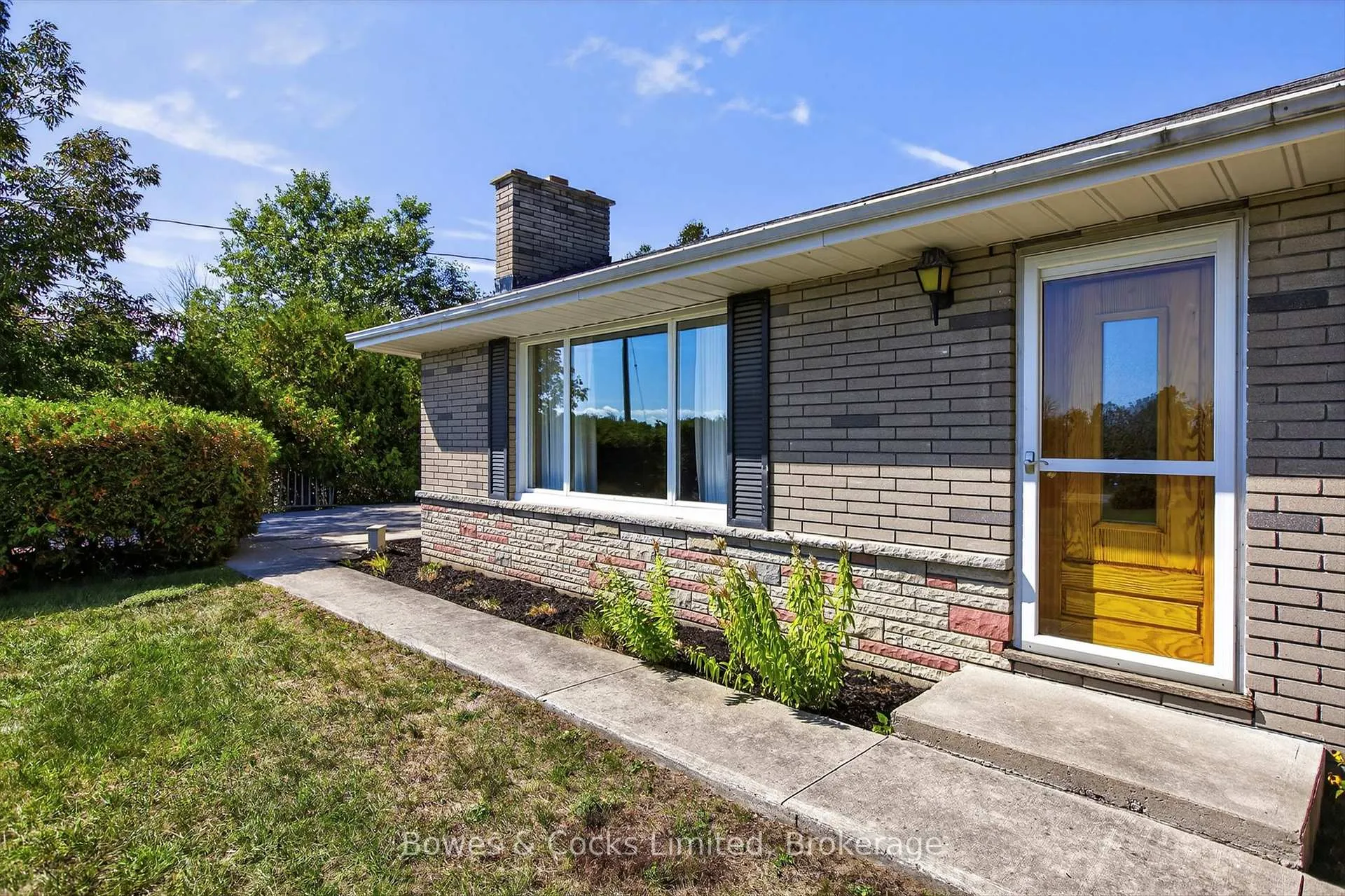 Photo 3 of 374 County Road 4, Douro-Dummer — HOMEH