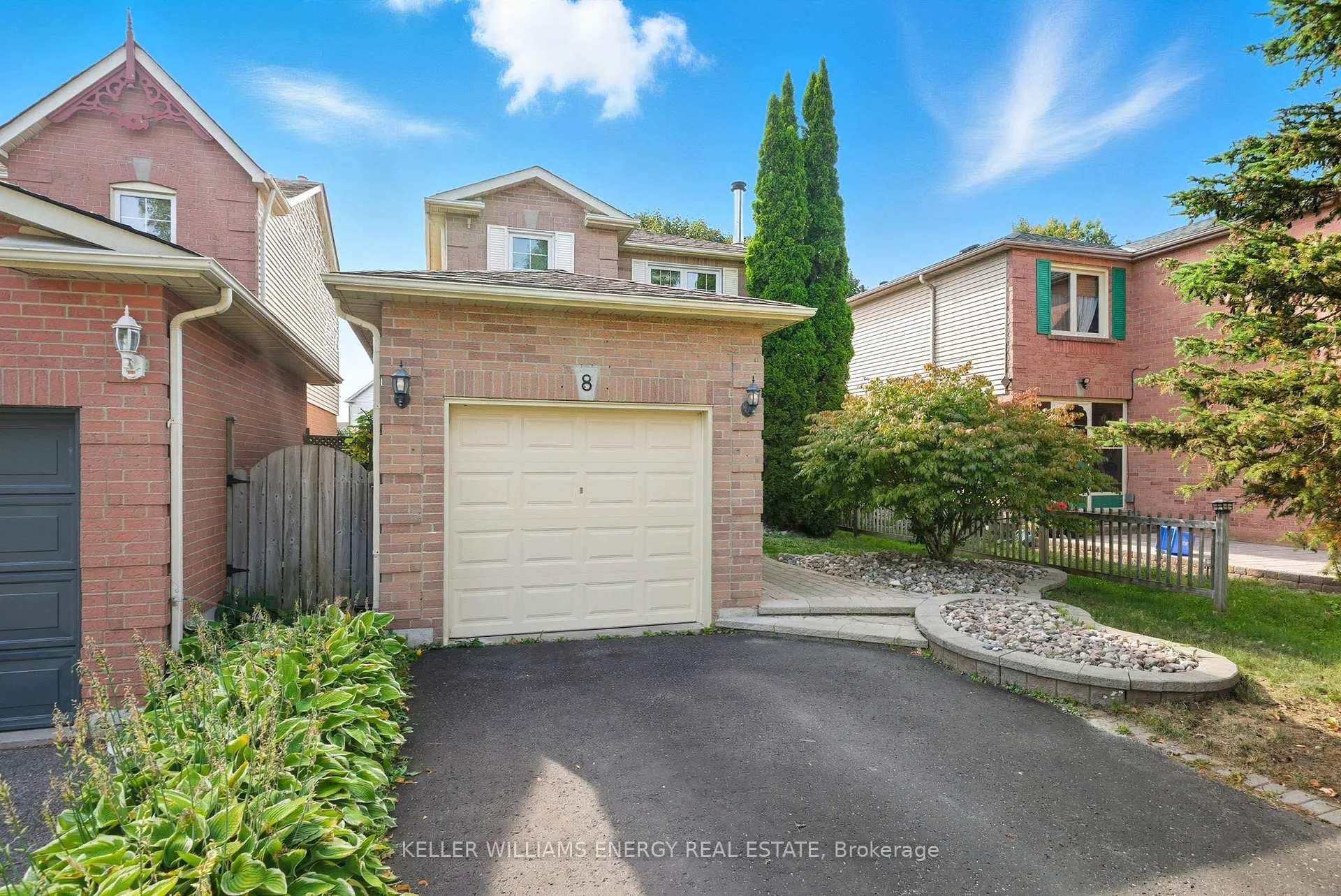 Photo 2 of 8 Inglis Avenue, Clarington, Courtice — HOMEH