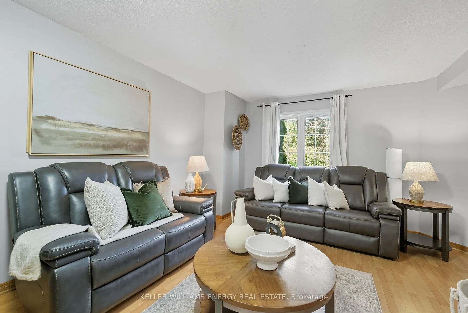 Photo 11 of 8 Inglis Avenue, Clarington, Courtice — HOMEH