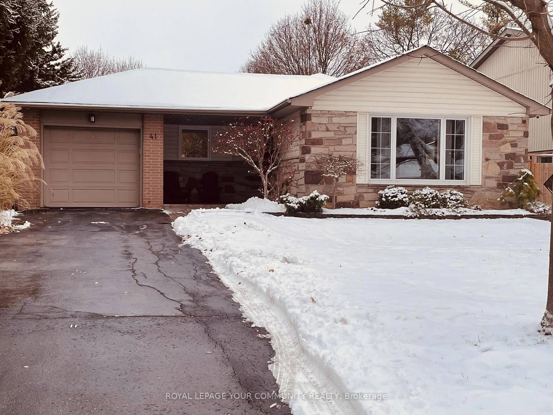 Photo 3 of 41 Brightbay Crescent, Markham, Grandview — HOMEH