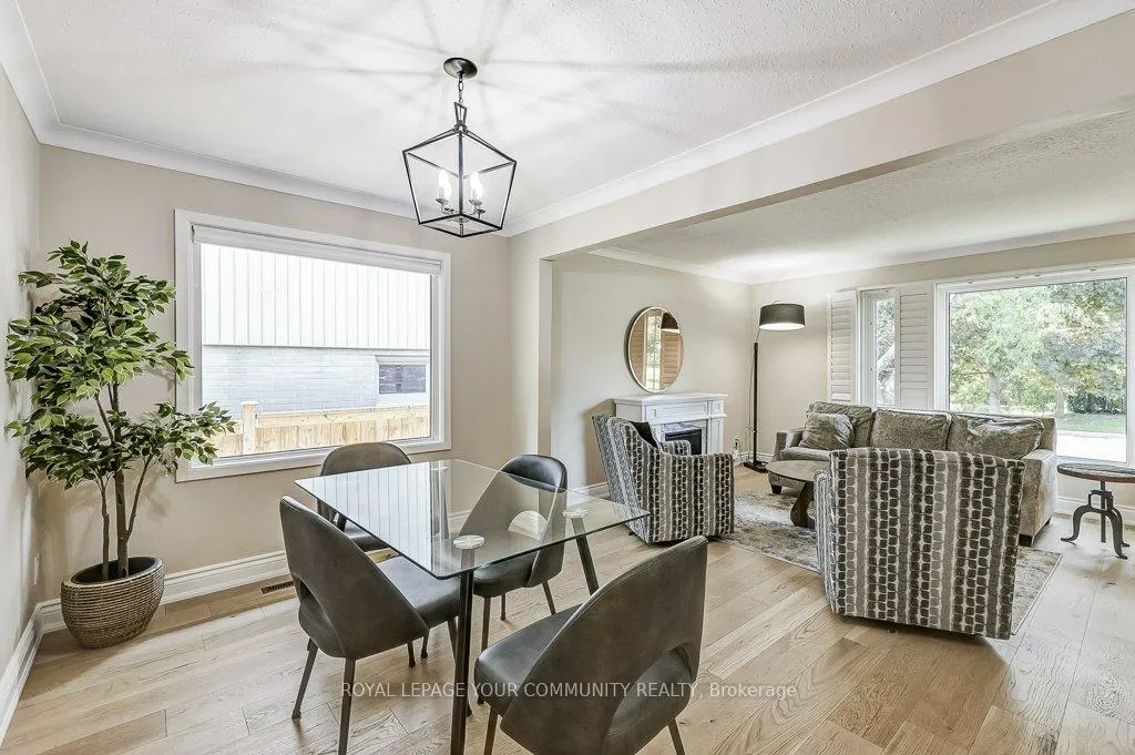 Photo 12 of 41 Brightbay Crescent, Markham, Grandview — HOMEH