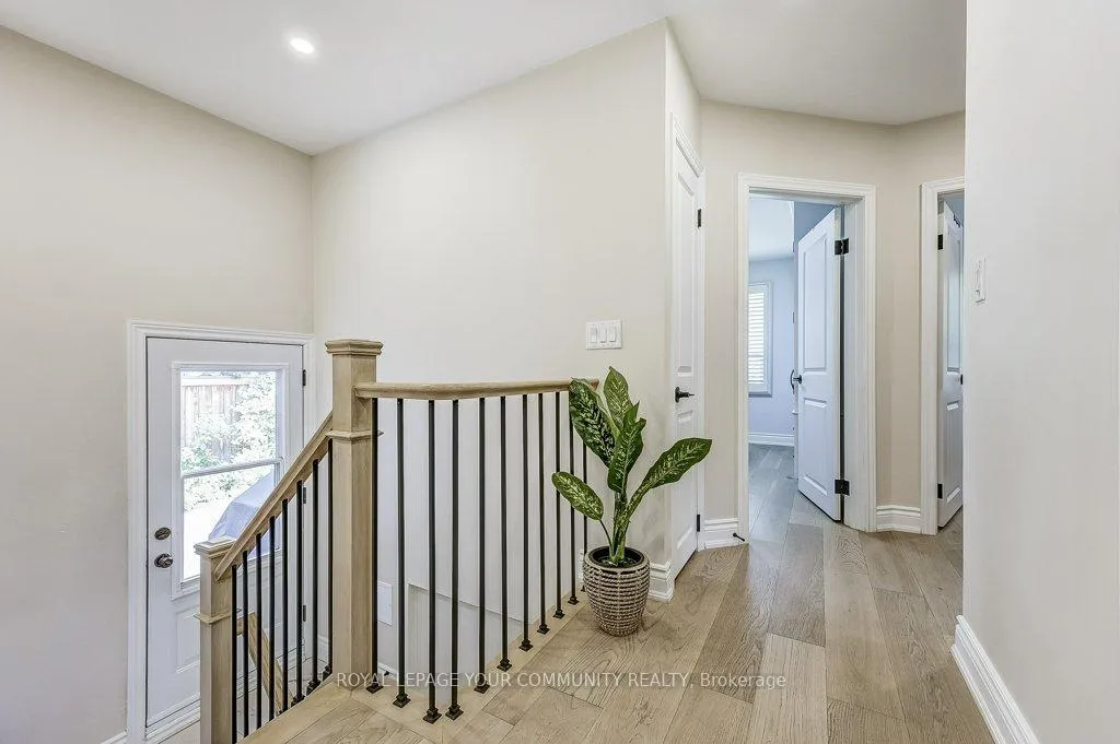 Photo 16 of 41 Brightbay Crescent, Markham, Grandview — HOMEH