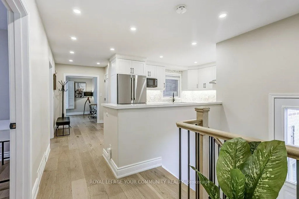 Photo 17 of 41 Brightbay Crescent, Markham, Grandview — HOMEH