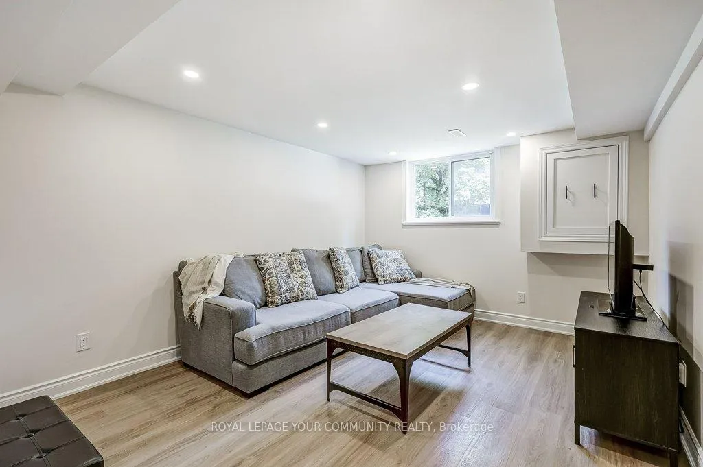 Photo 32 of 41 Brightbay Crescent, Markham, Grandview — HOMEH