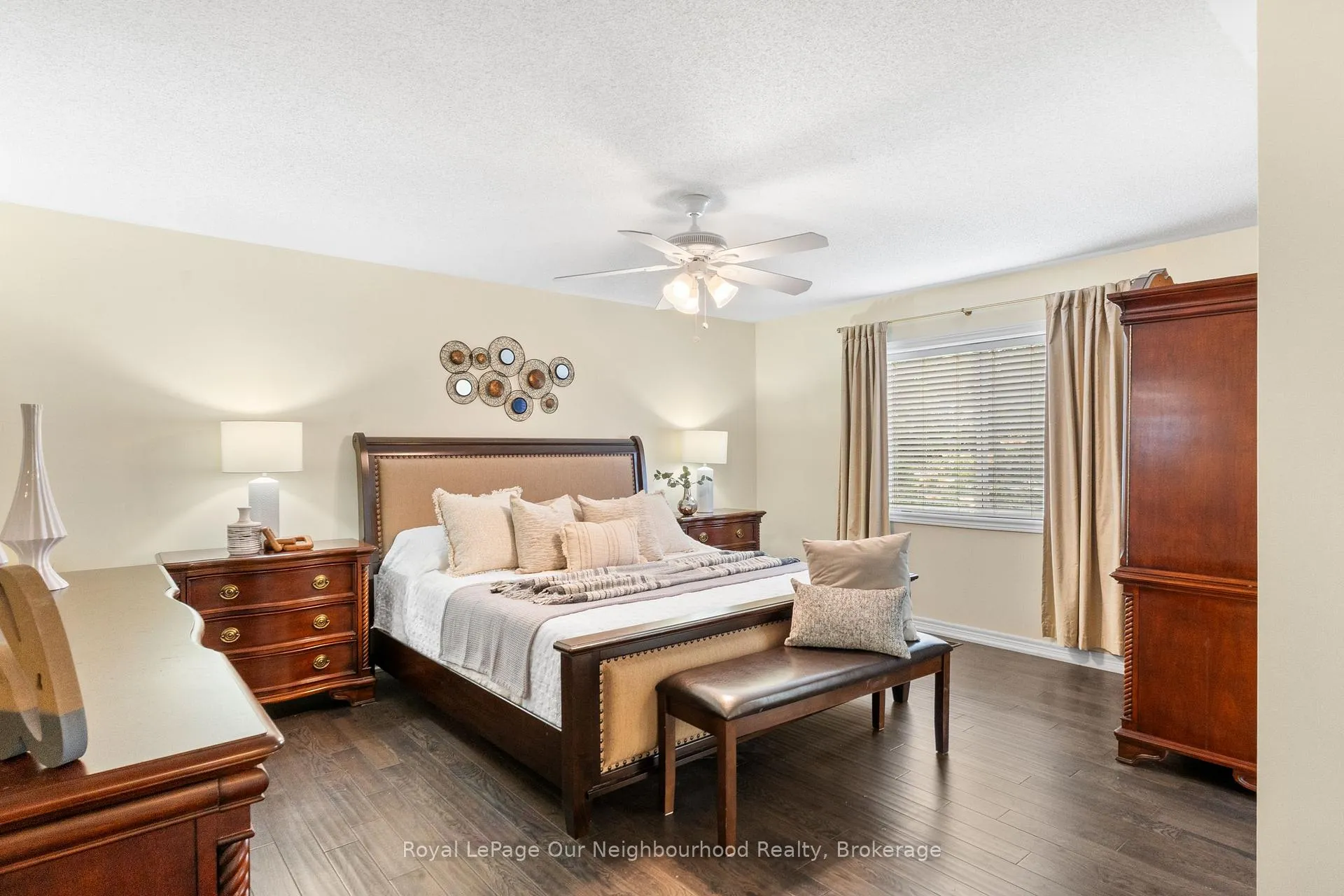 Photo 5 of 862 Audley Road S, Ajax, South East — HOMEH