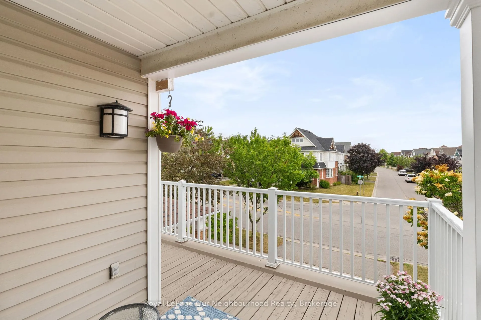 Photo 9 of 862 Audley Road S, Ajax, South East — HOMEH