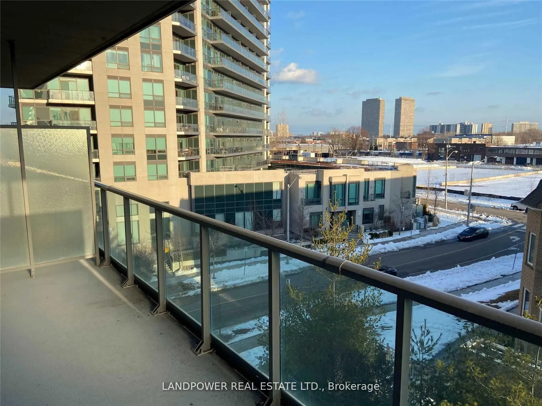 Photo 12 of Unit 408, 35 Brian Peck Crescent, Toronto, Thorncliffe Park — HOMEH