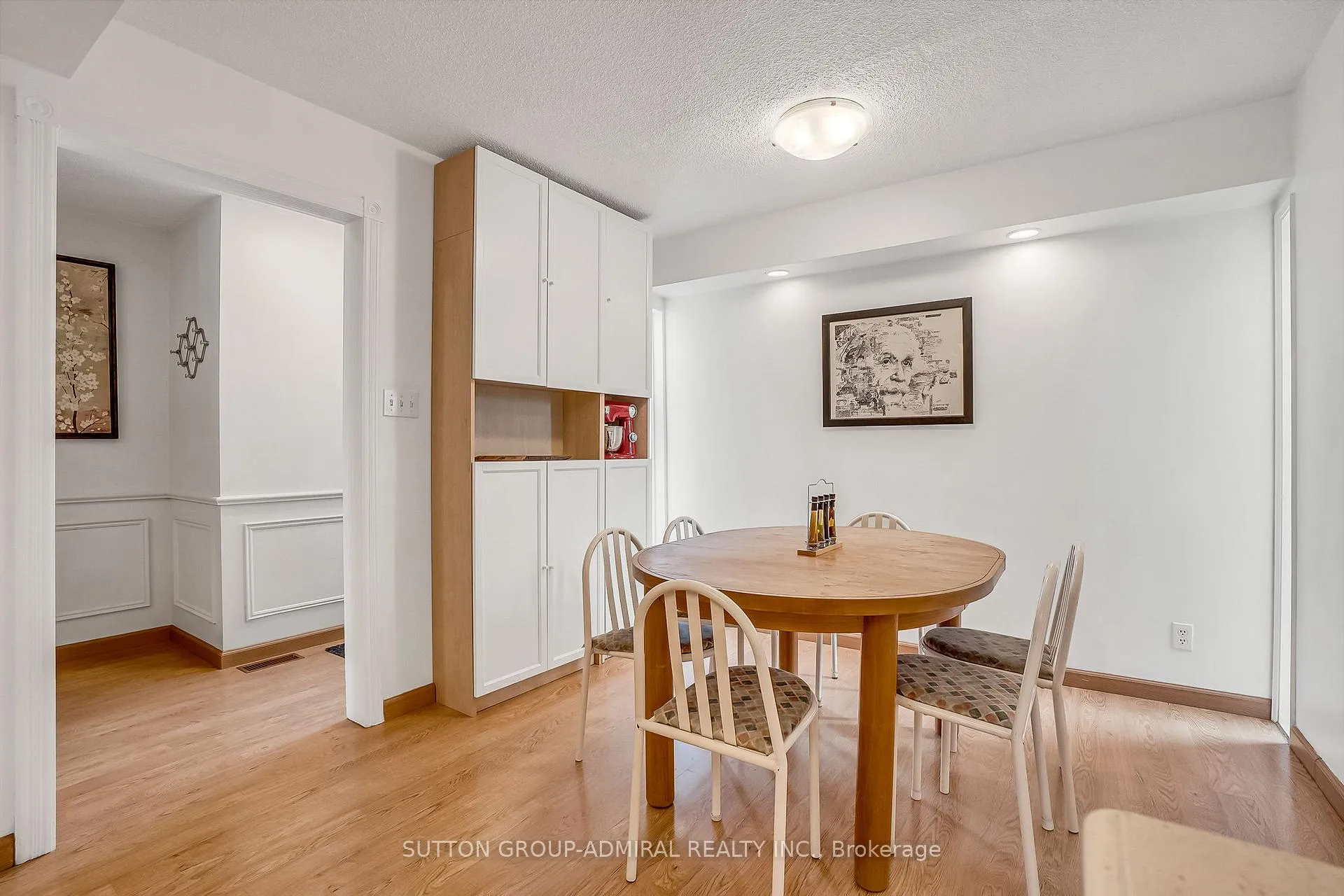 Photo 14 of 139 Tamarack Drive, Markham, Aileen-Willowbrook — HOMEH