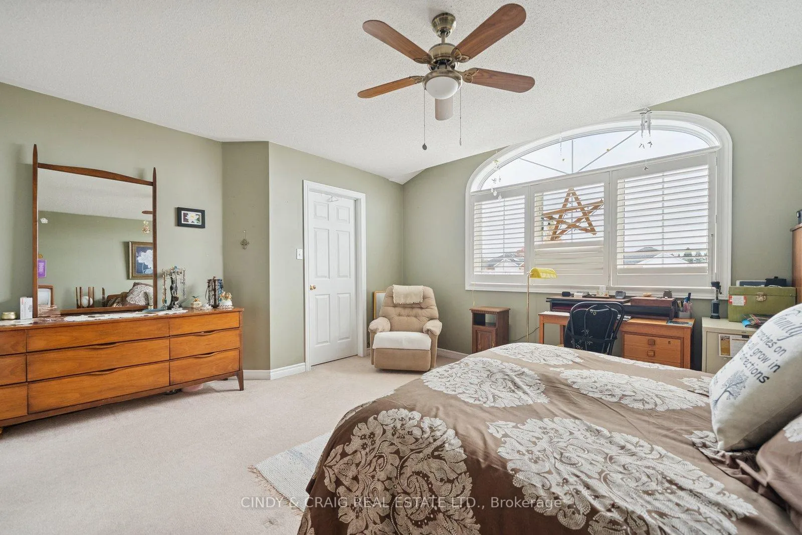 Photo 7 of 134 Richfield Square, Clarington, Courtice — HOMEH