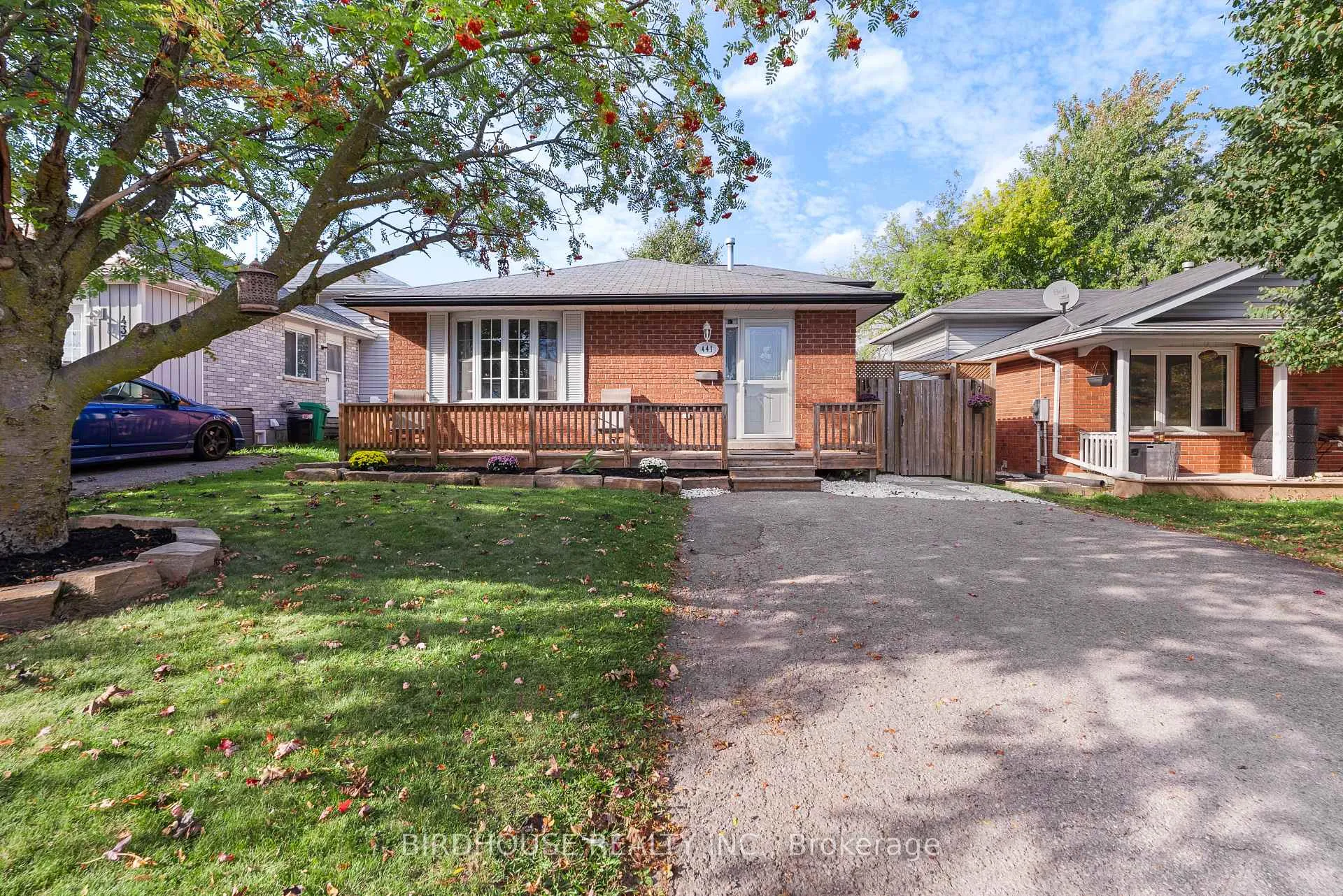 Photo 4 of 441 Crystal Drive, Peterborough, Ashburnham Ward 4 — HOMEH