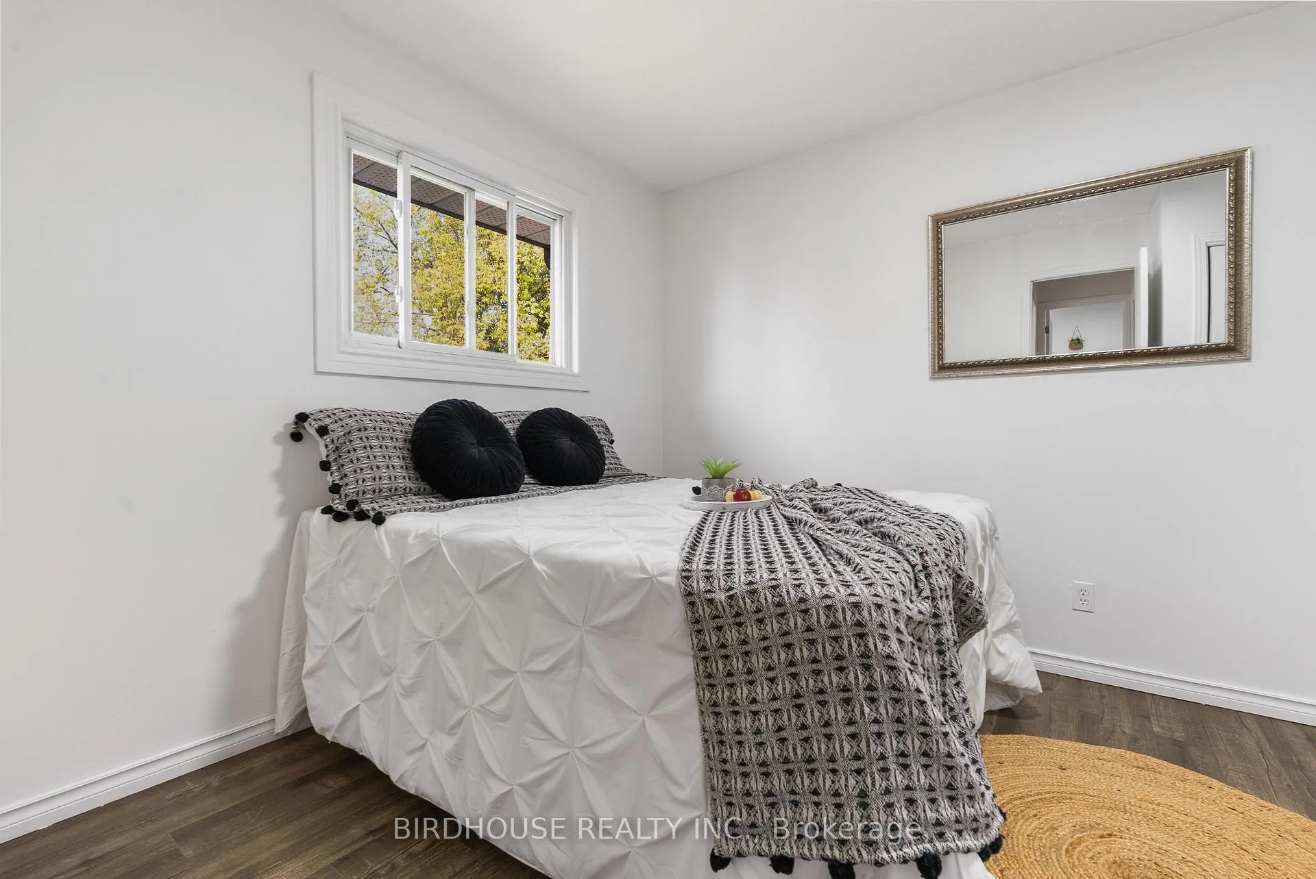 Photo 18 of 441 Crystal Drive, Peterborough, Ashburnham Ward 4 — HOMEH