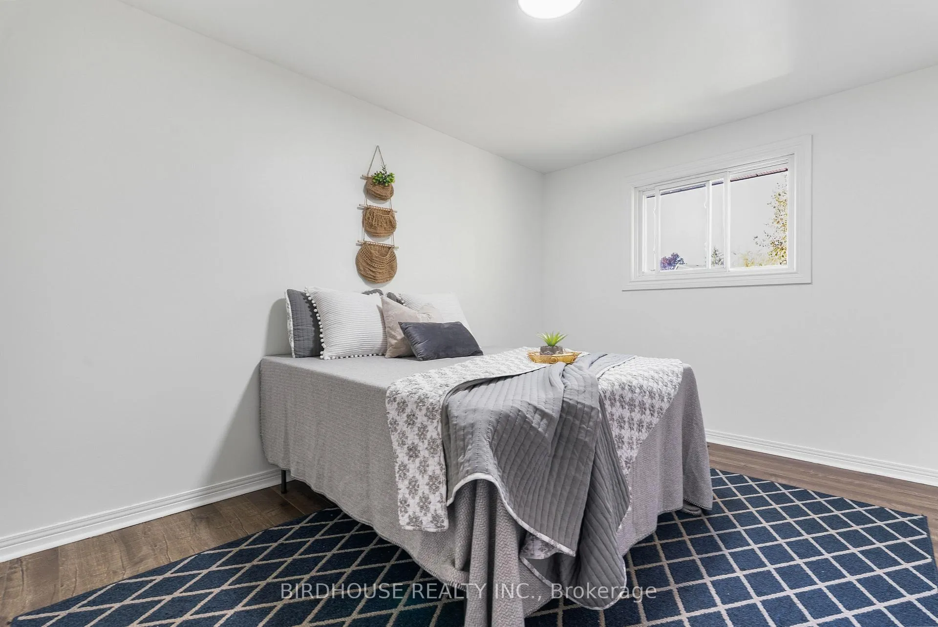 Photo 20 of 441 Crystal Drive, Peterborough, Ashburnham Ward 4 — HOMEH