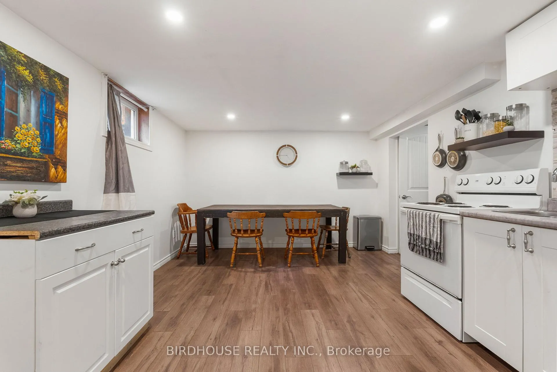 Photo 27 of 441 Crystal Drive, Peterborough, Ashburnham Ward 4 — HOMEH