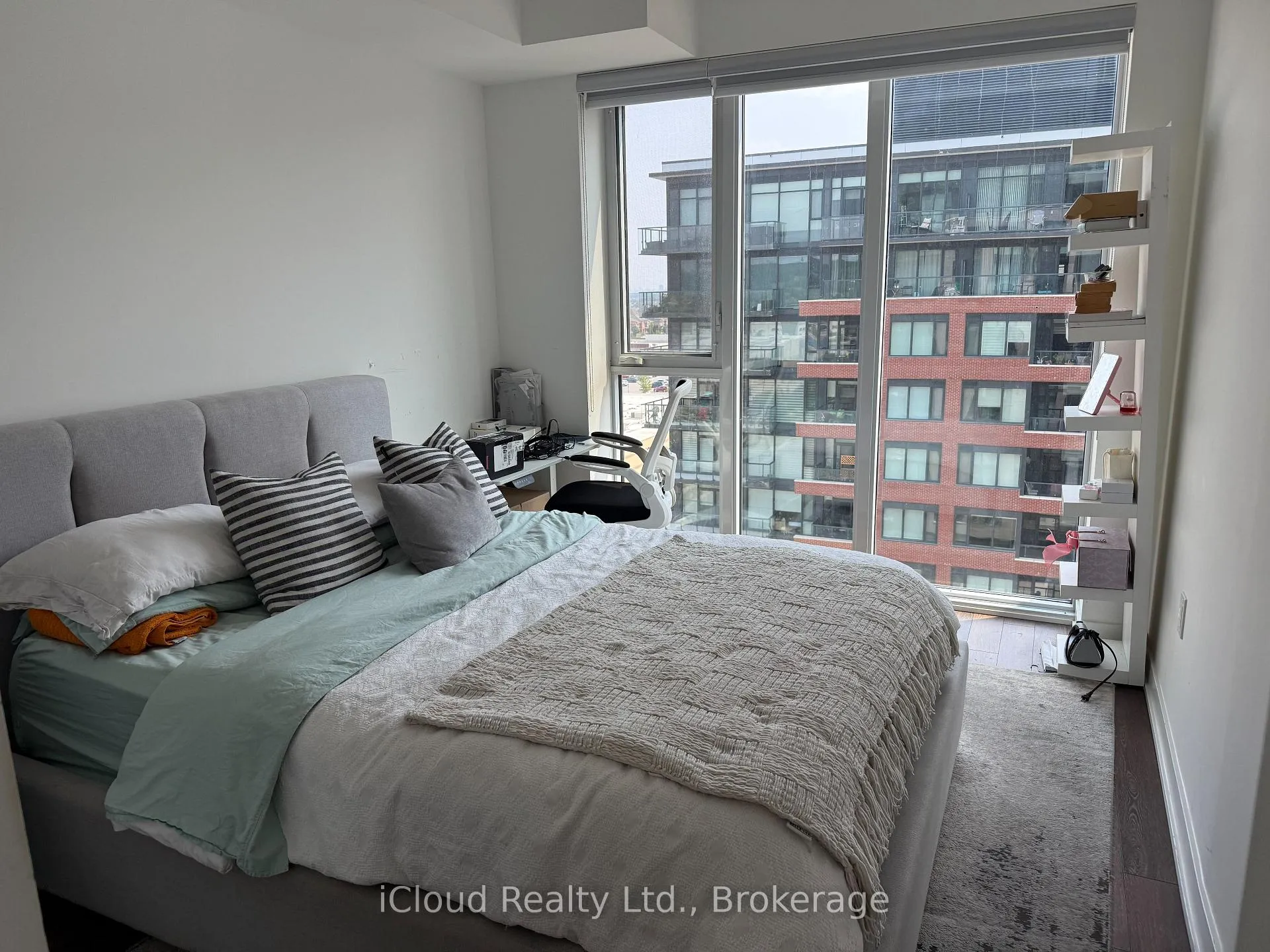 Photo 7 of Unit 906, 100 Eagle Rock Way, Vaughan, Rural Vaughan — HOMEH