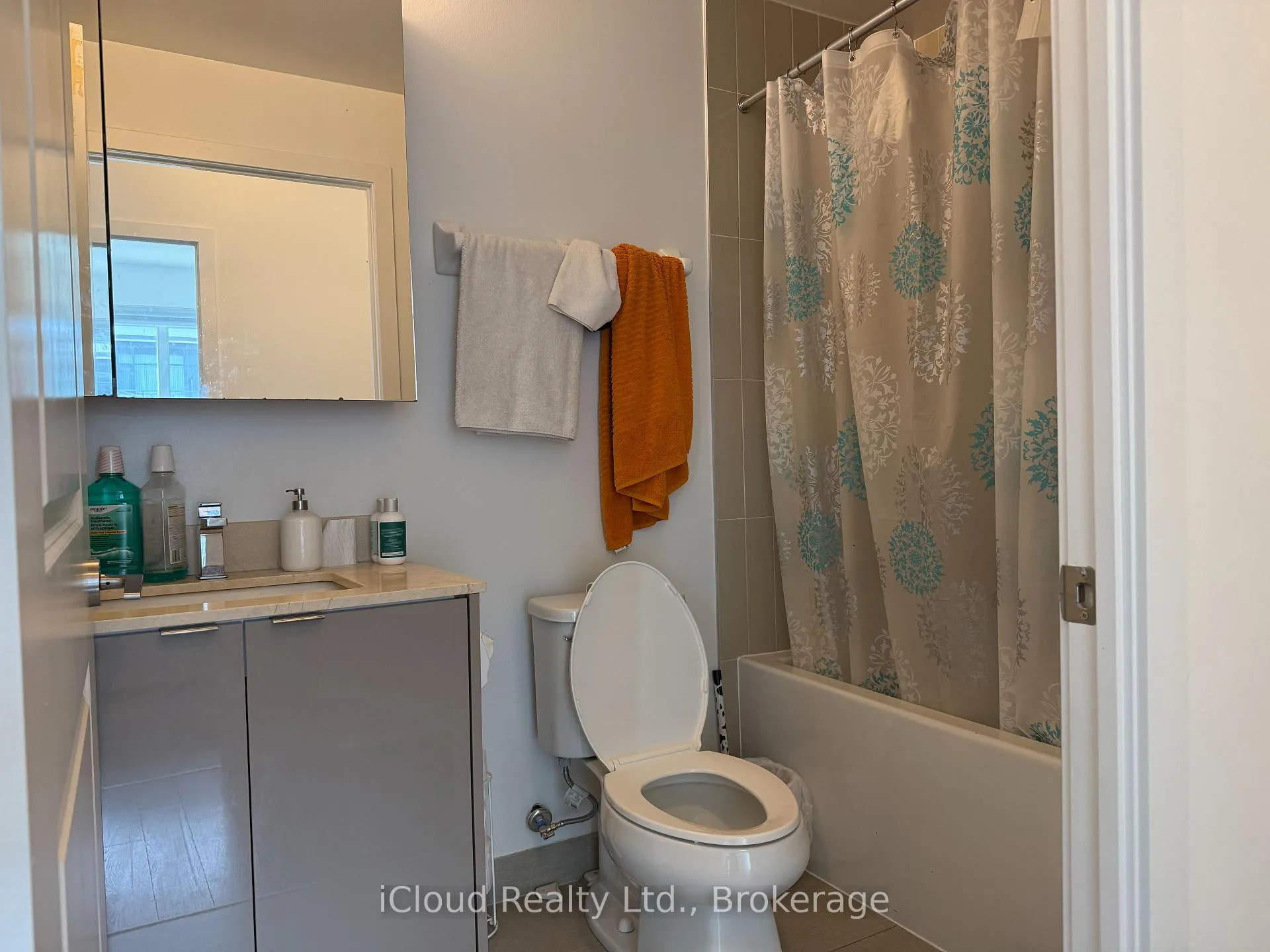 Photo 21 of Unit 906, 100 Eagle Rock Way, Vaughan, Rural Vaughan — HOMEH