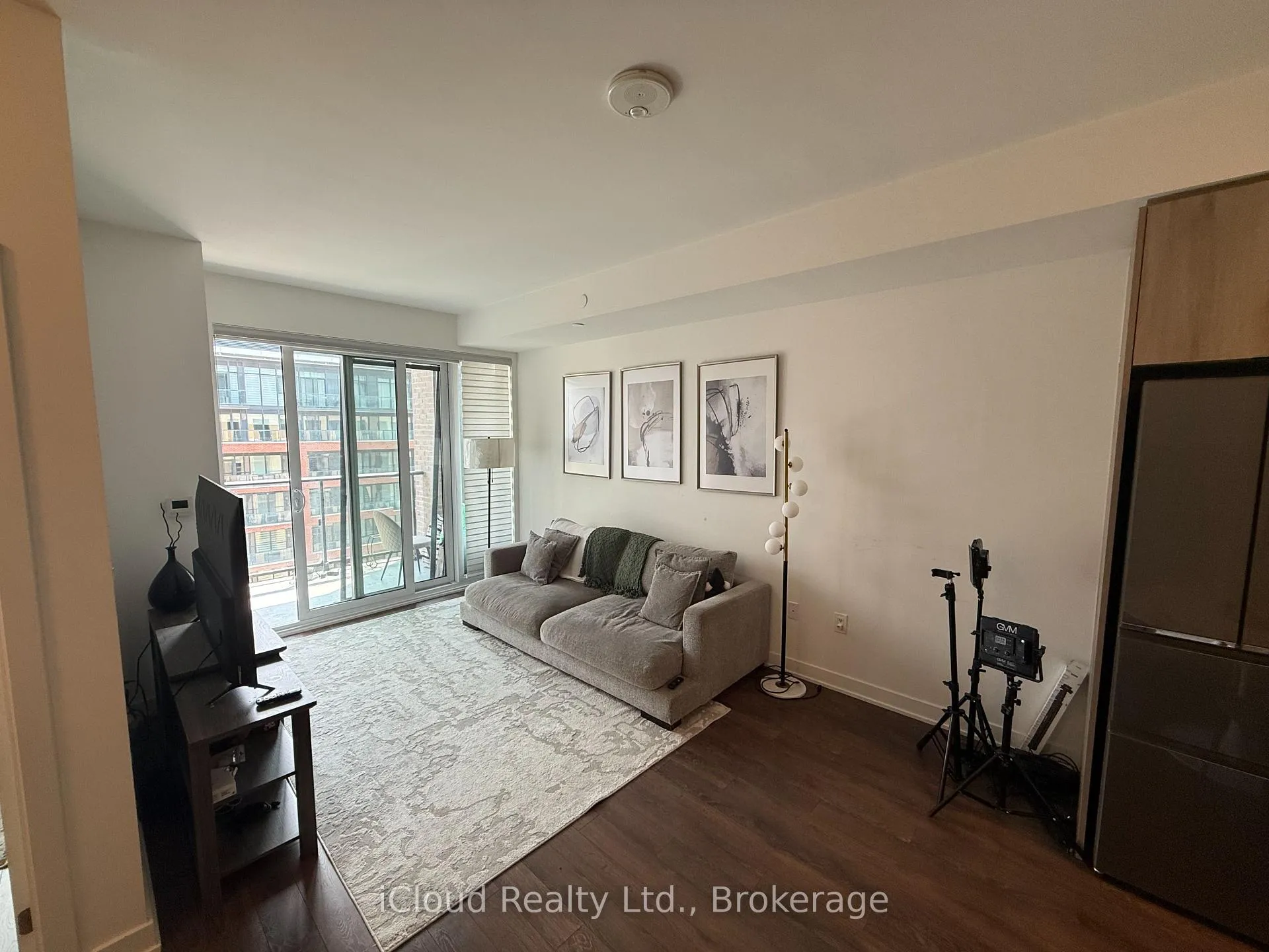 Photo 23 of Unit 906, 100 Eagle Rock Way, Vaughan, Rural Vaughan — HOMEH