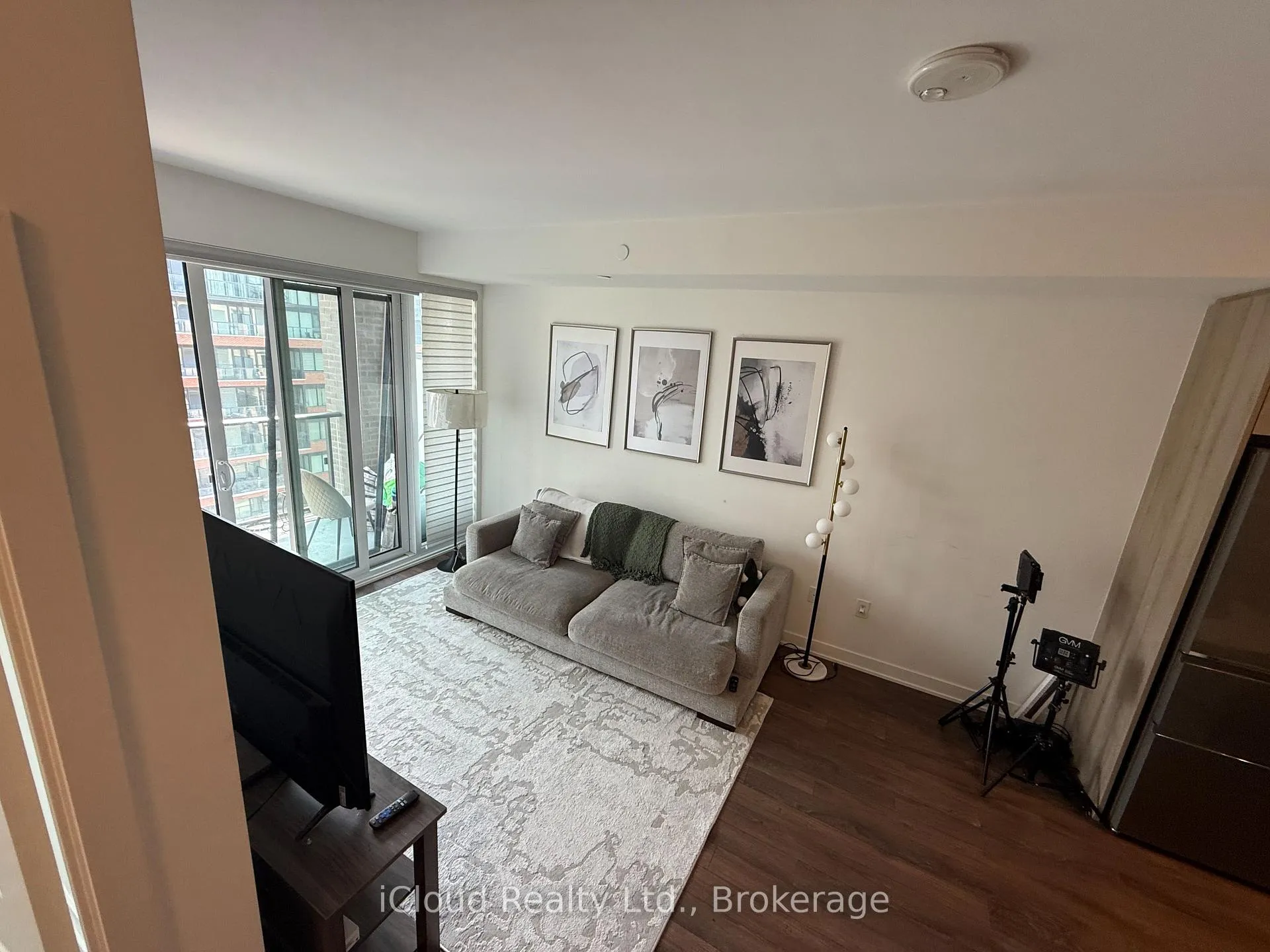 Photo 44 of Unit 906, 100 Eagle Rock Way, Vaughan, Rural Vaughan — HOMEH