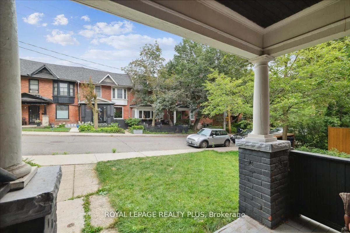 Photo 3 of 350 Albany Avenue, Toronto, Casa Loma — HOMEH