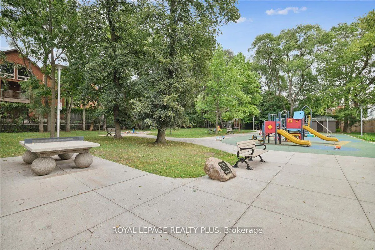 Photo 36 of 350 Albany Avenue, Toronto, Casa Loma — HOMEH