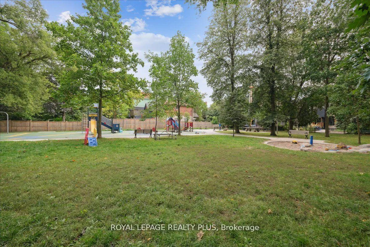 Photo 37 of 350 Albany Avenue, Toronto, Casa Loma — HOMEH