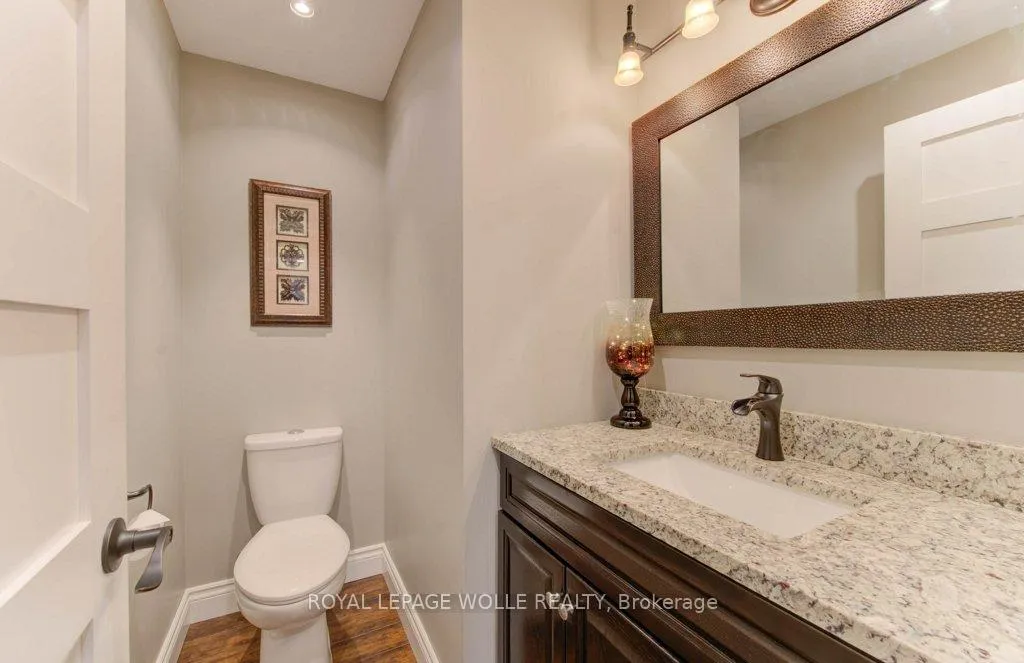 Photo 23 of 67 Inwood Crescent, Kitchener — HOMEH